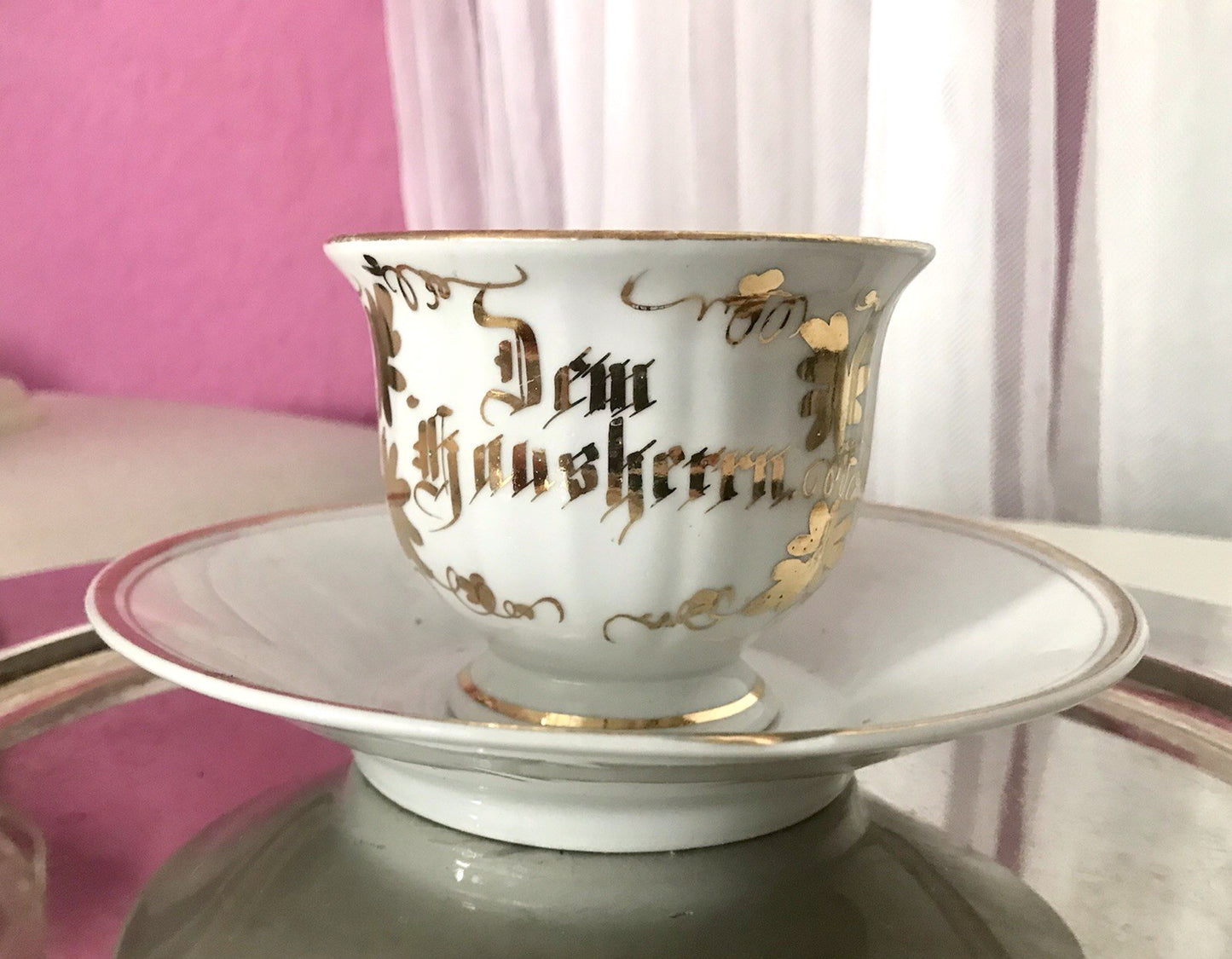 Antik Porzellan Andenken Becher Gedeck Sammeltasse Tasse „Dem Hausherrn“