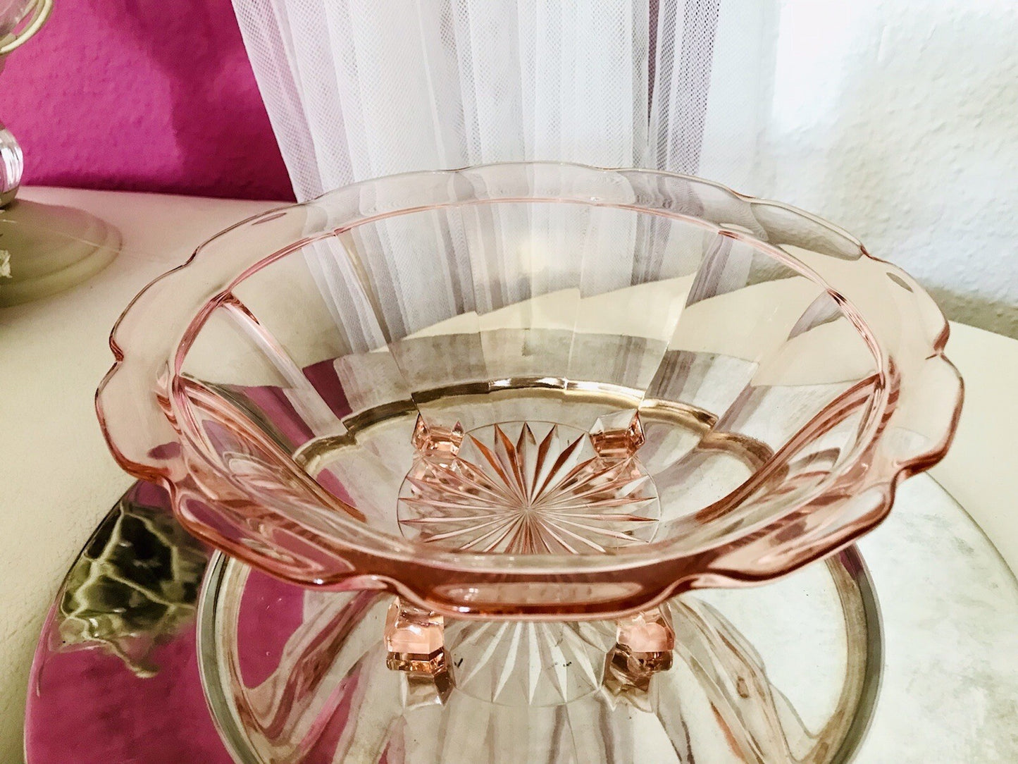 Antik Art Déco Schale Pressglas Rosalin rosa Glas Glasschale vierfüßig