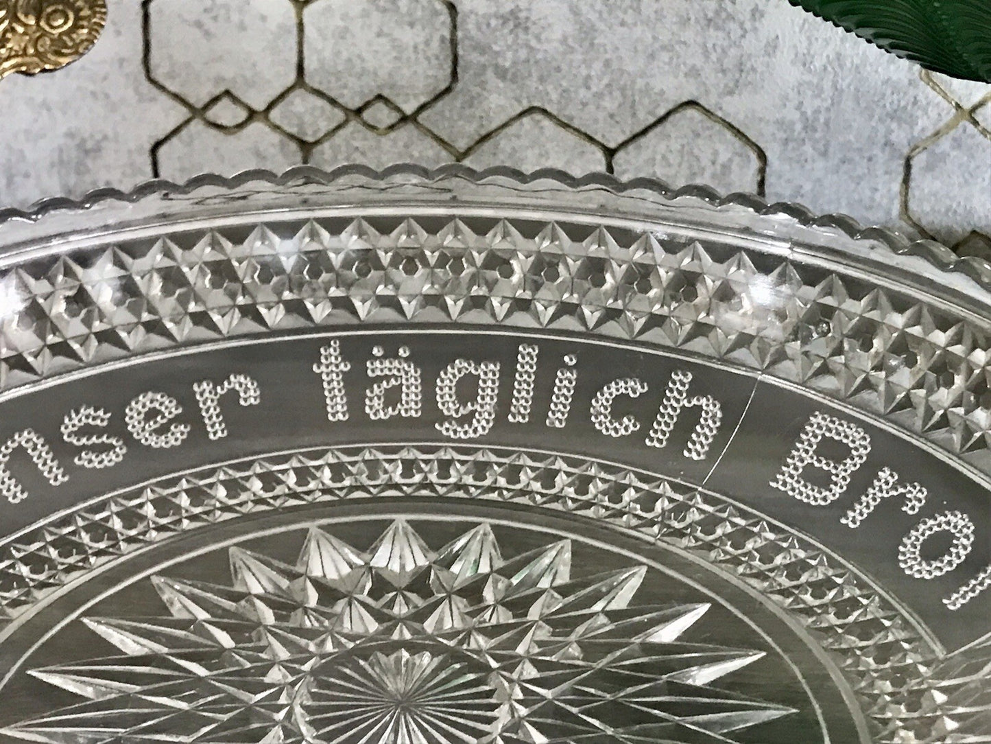 Art Déco Pressglas Schale Antik Brotschale Unser täglich Brot gib uns heute Glas