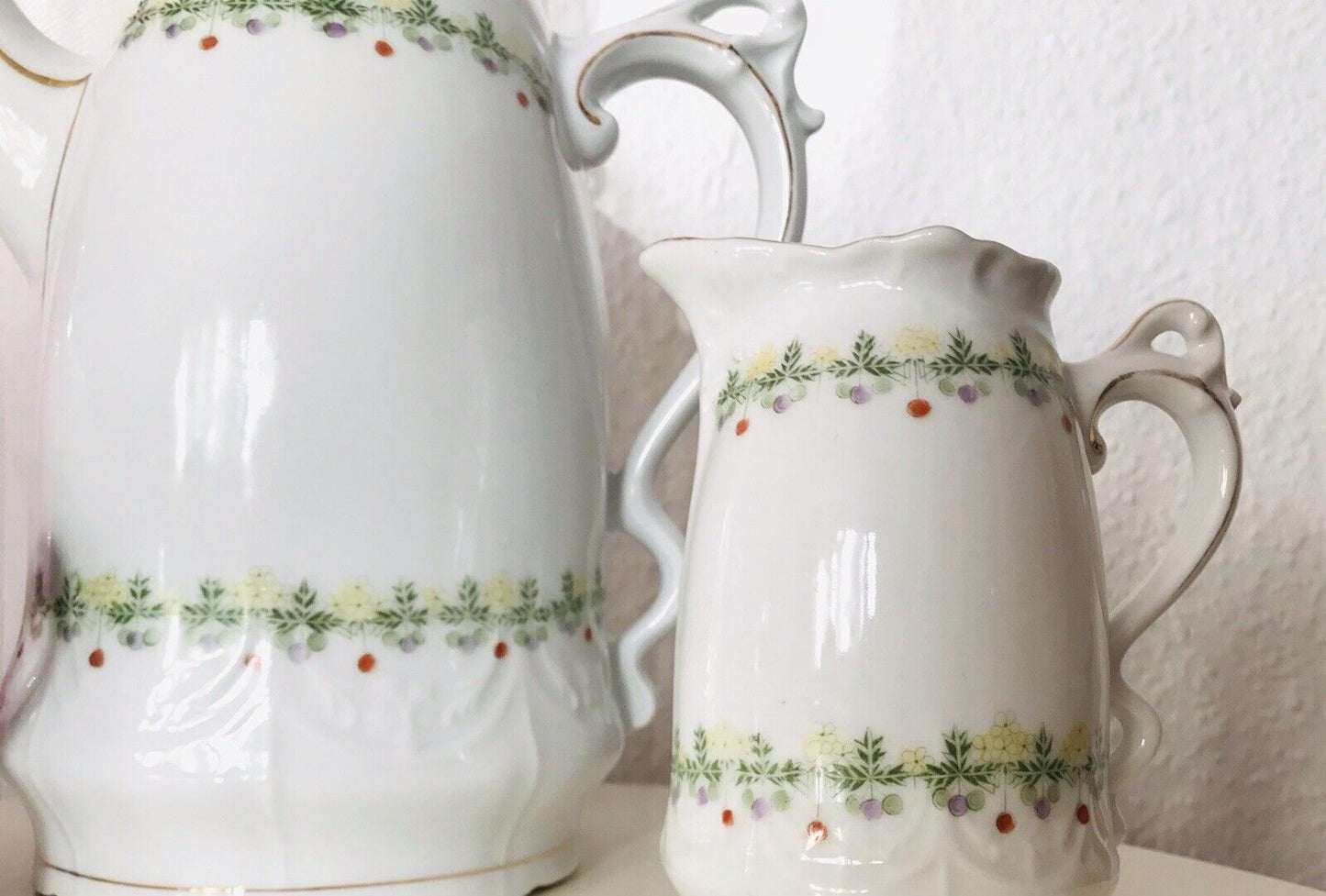 Antik Jugendstil Porzellan Kaffee Kernstück Kanne & Weihnachtsmotiv ! Ranken