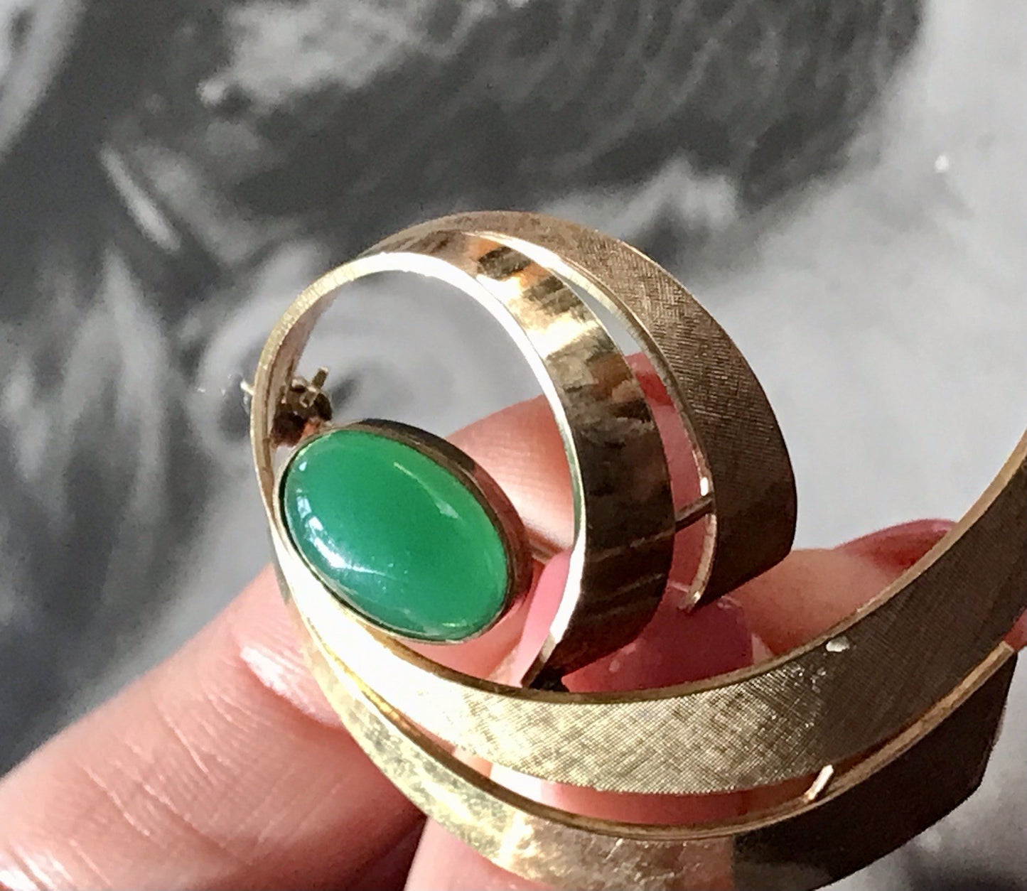 Vintage Edel Brosche Amerik. Doublè vergoldet Brosche grüner Stein