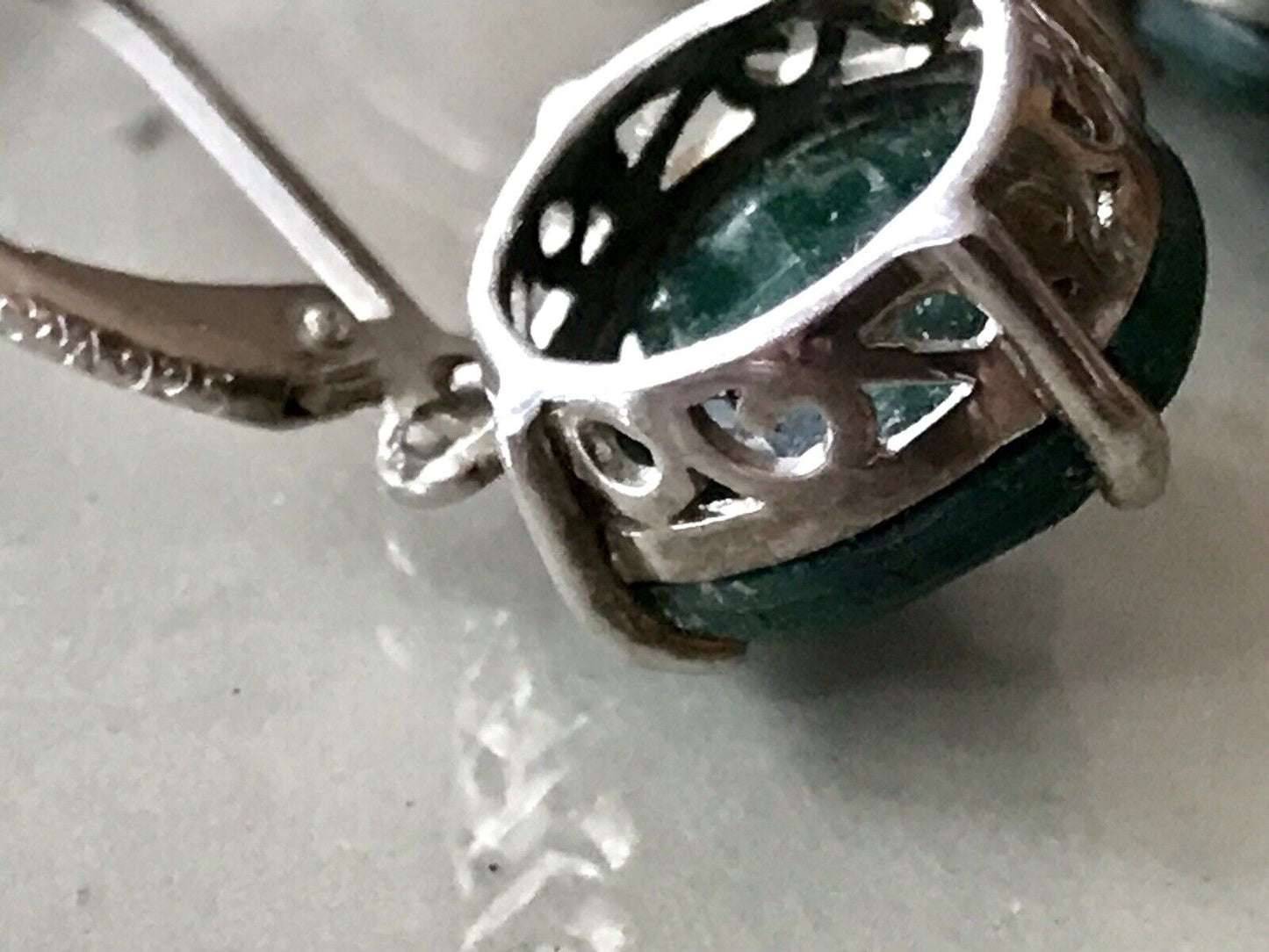 Alt Vintage Ohrringe Ohrhänger DAMEN Silber grüner Stein Onyx?