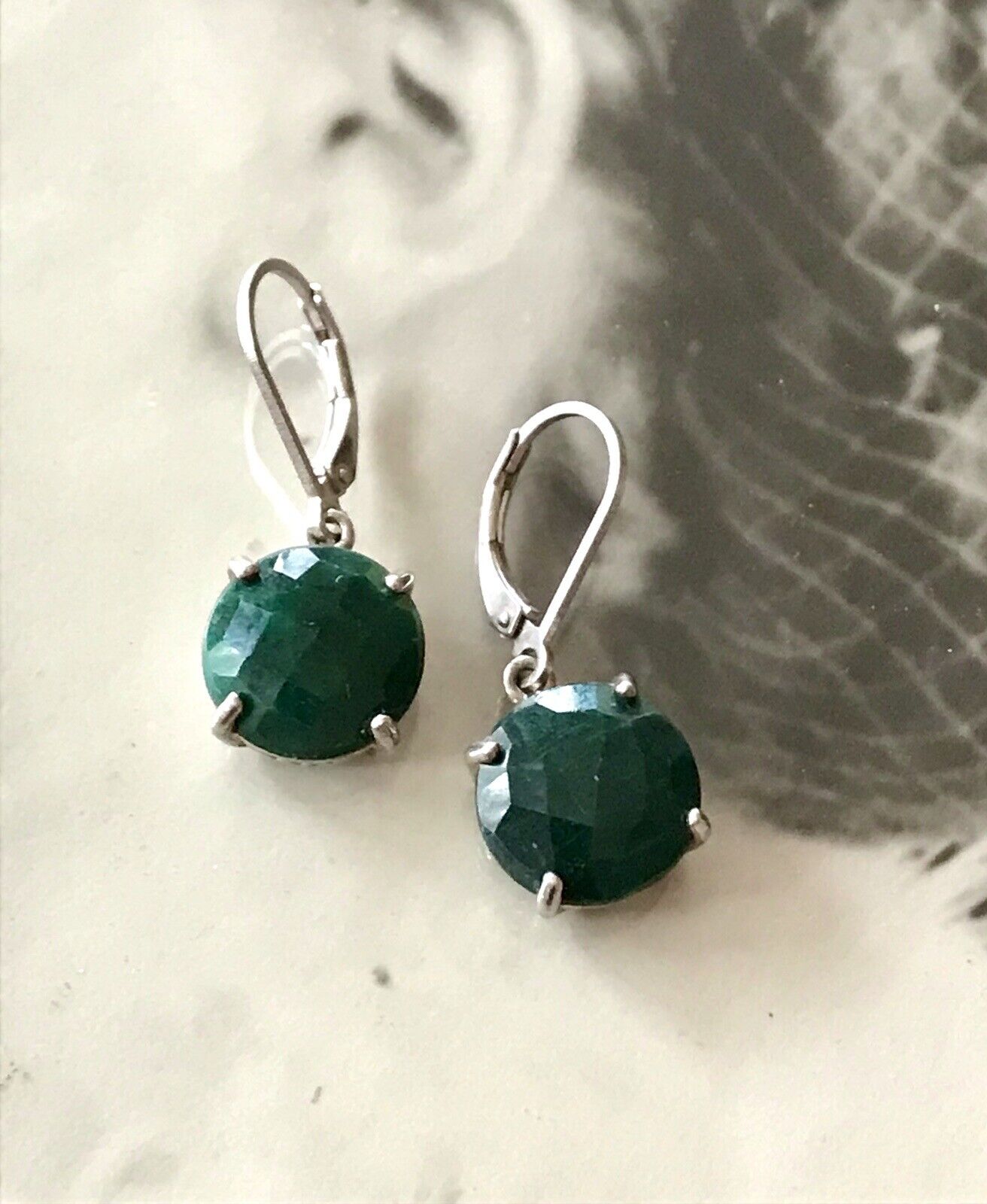 Alt Vintage Ohrringe Ohrhänger DAMEN Silber grüner Stein Onyx?