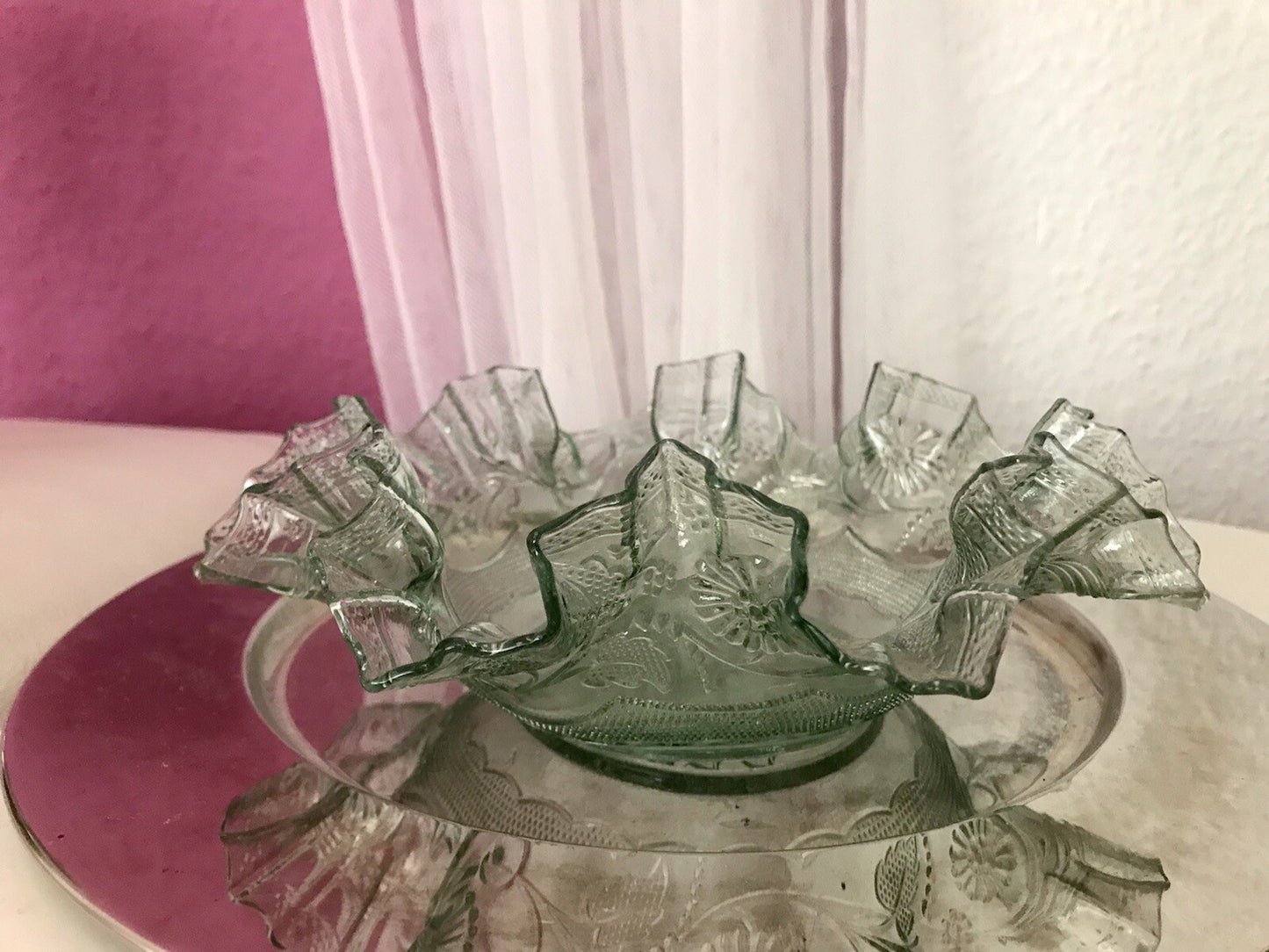 Antik Jugendstil gewellter Serviettenrand Pressglas Schale Glas so schön! grün