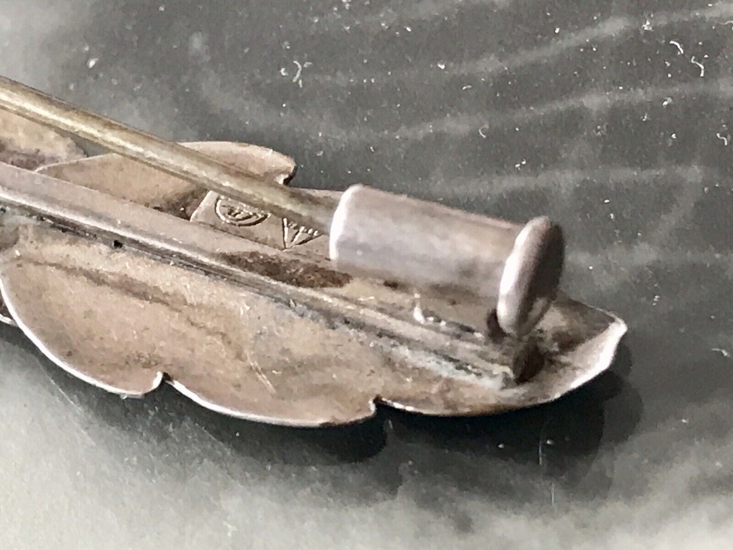 Antik TeKa Art Déco Edel Brosche Silber 835 3 Blätter Eichenblätter?