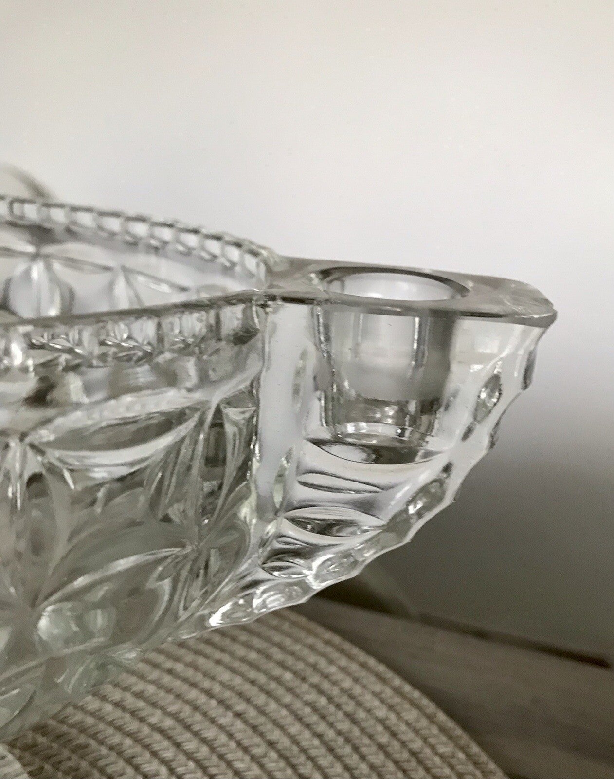 Antik Art Déco Pressglas Glas Schale Fußschale Tafelaufsatz England Jardiniere