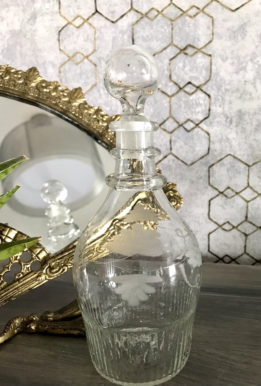 Antik Biedermeier kleine Karaffe Weinkaraffe Dekanter Glas graviert