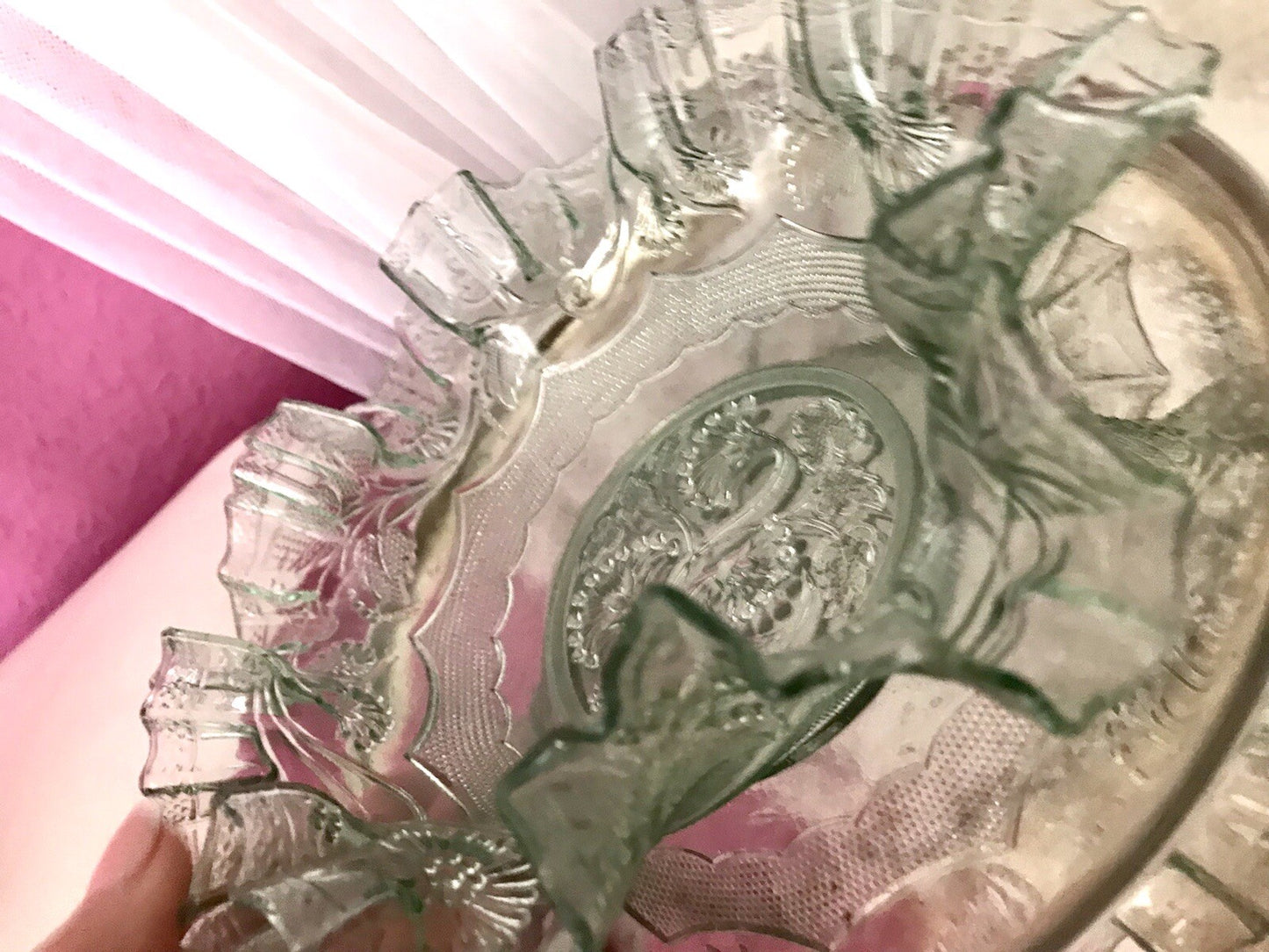 Antik Jugendstil gewellter Serviettenrand Pressglas Schale Glas so schön! grün