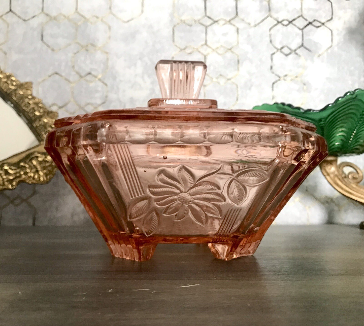 Antik Art Déco Dose Deckeldose Zierdose Pressglas Rosalin rosa Glas