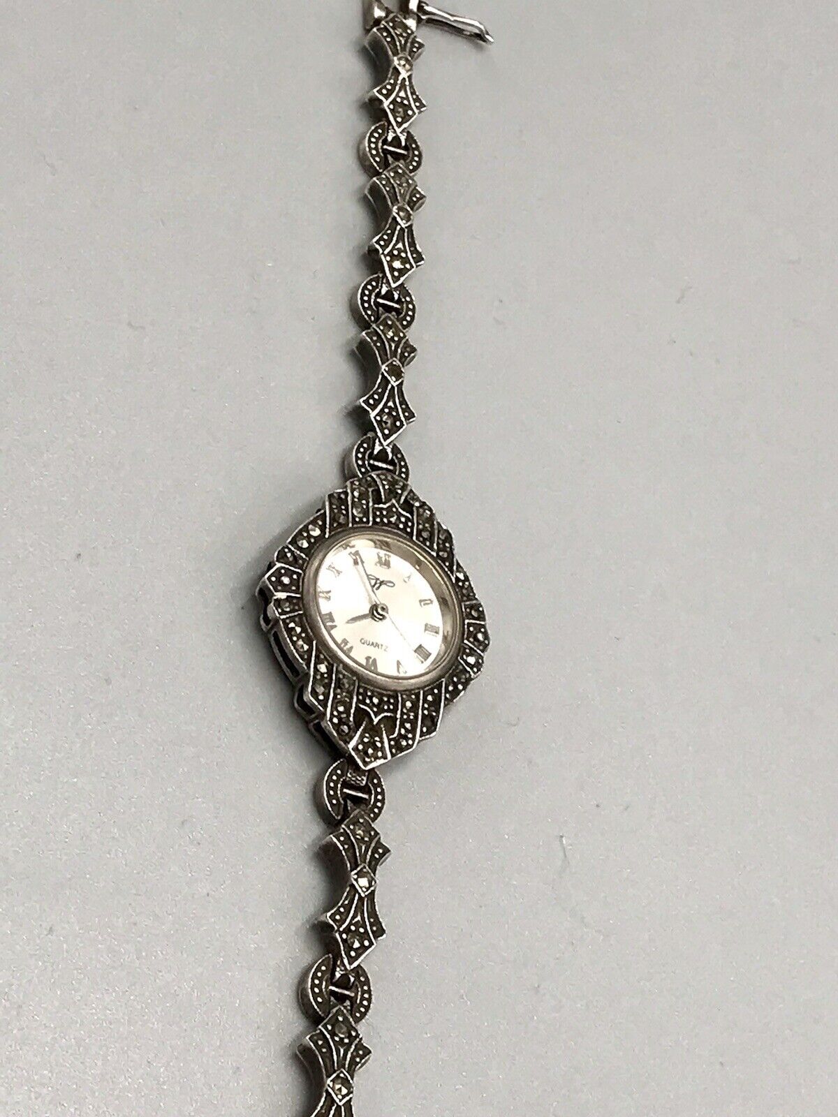 Vintage EDEL!!! Art Déco Stil 925 Silber Armbanduhr Damen Markasite wundervoll!