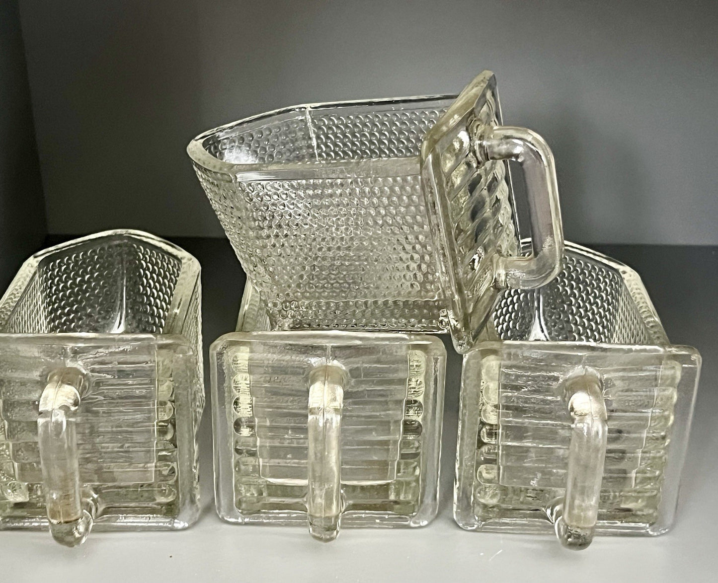 Antik Art Déco 4 Glas Schütten Pressglas von Gerrix
