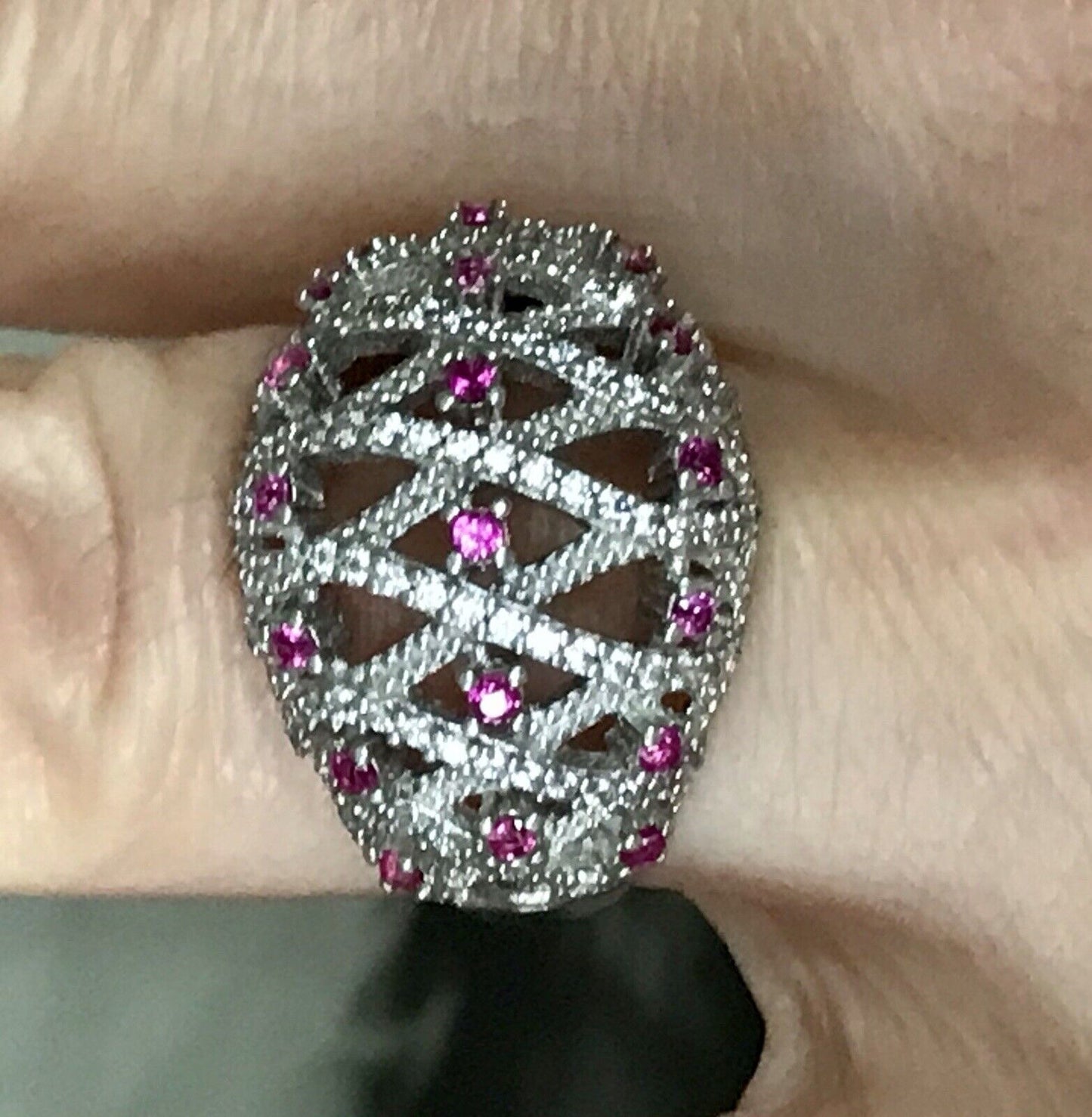 Elegant Wunderschöner DAMEN RING Silber 925 Gr.55 17,5 Rubine?