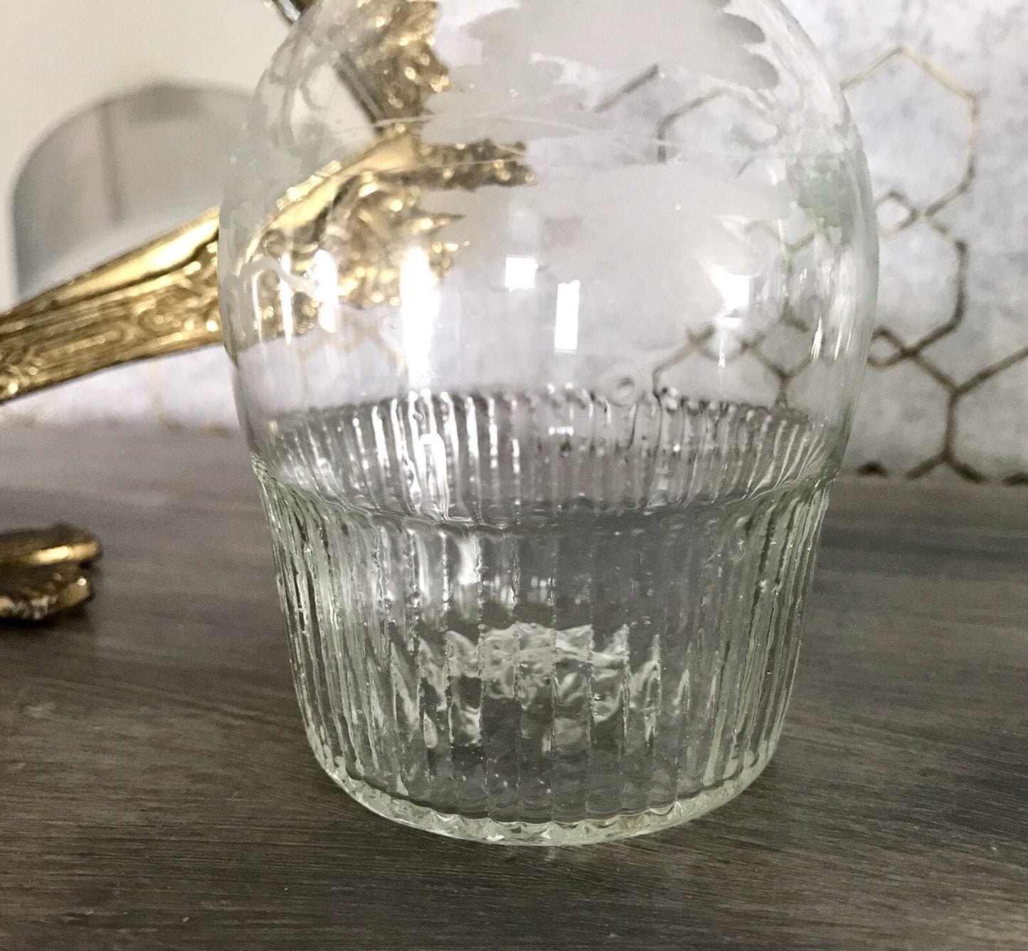 Antik Biedermeier kleine Karaffe Weinkaraffe Dekanter Glas graviert