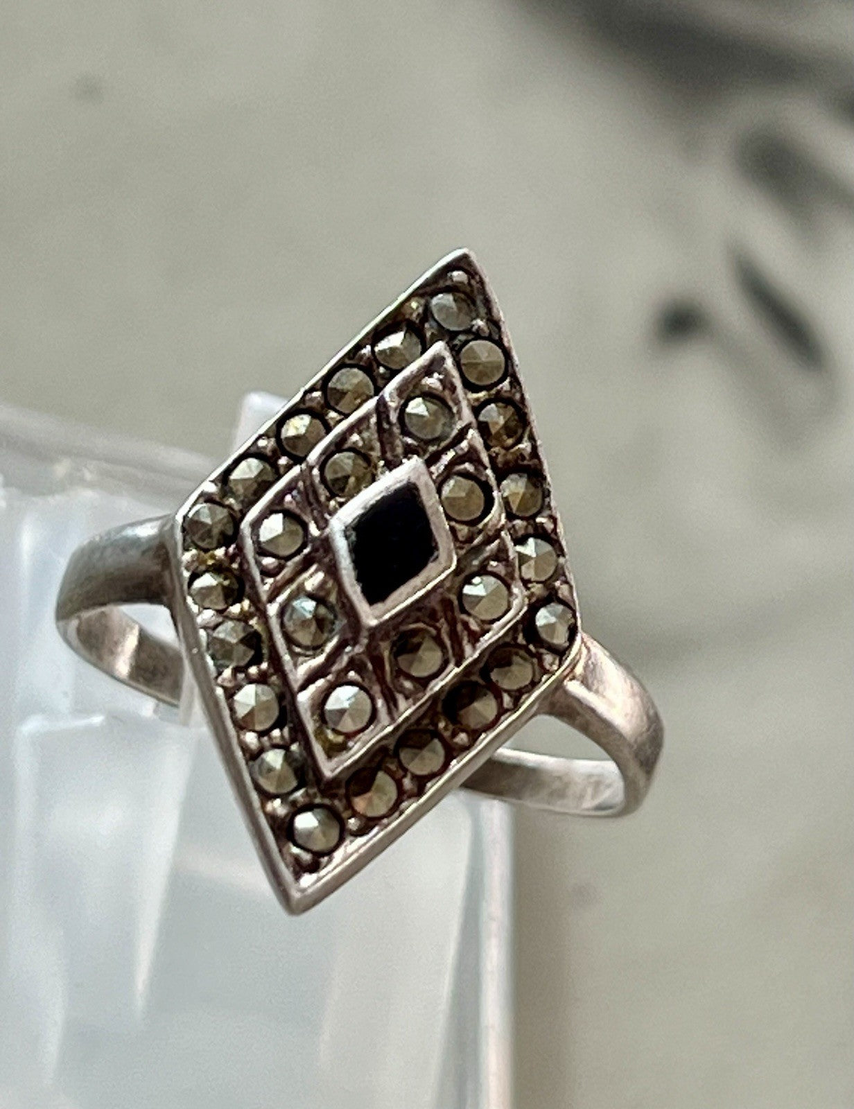 Antik Art Déco Edel Onyx Markasite DAMEN RING Silber 925 Gr.55