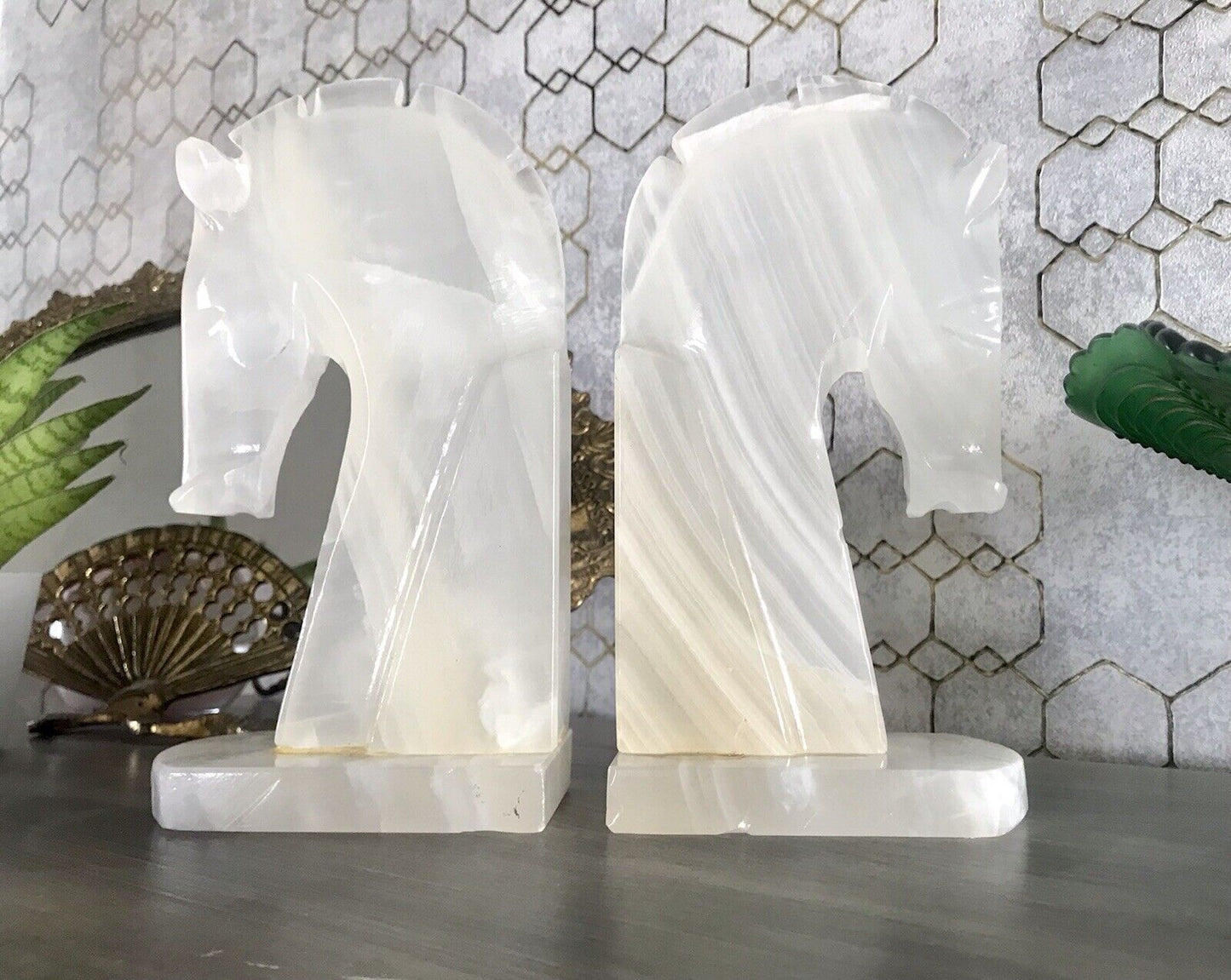 Vintage Alabaster 2 Buchstützen weißer Onyx wundervoll! 60er 70er