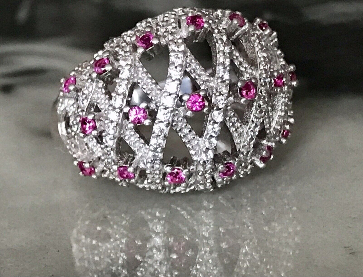 Elegant Wunderschöner DAMEN RING Silber 925 Gr.55 17,5 Rubine?