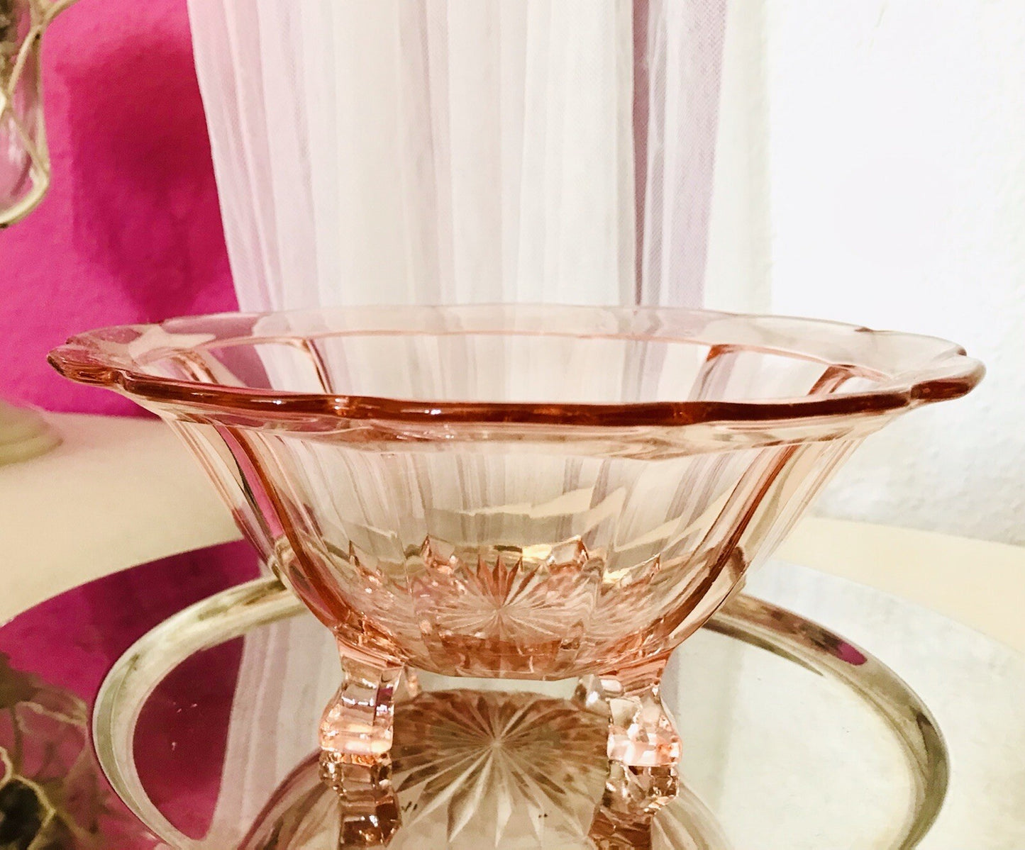 Antik Art Déco Schale Pressglas Rosalin rosa Glas Glasschale vierfüßig