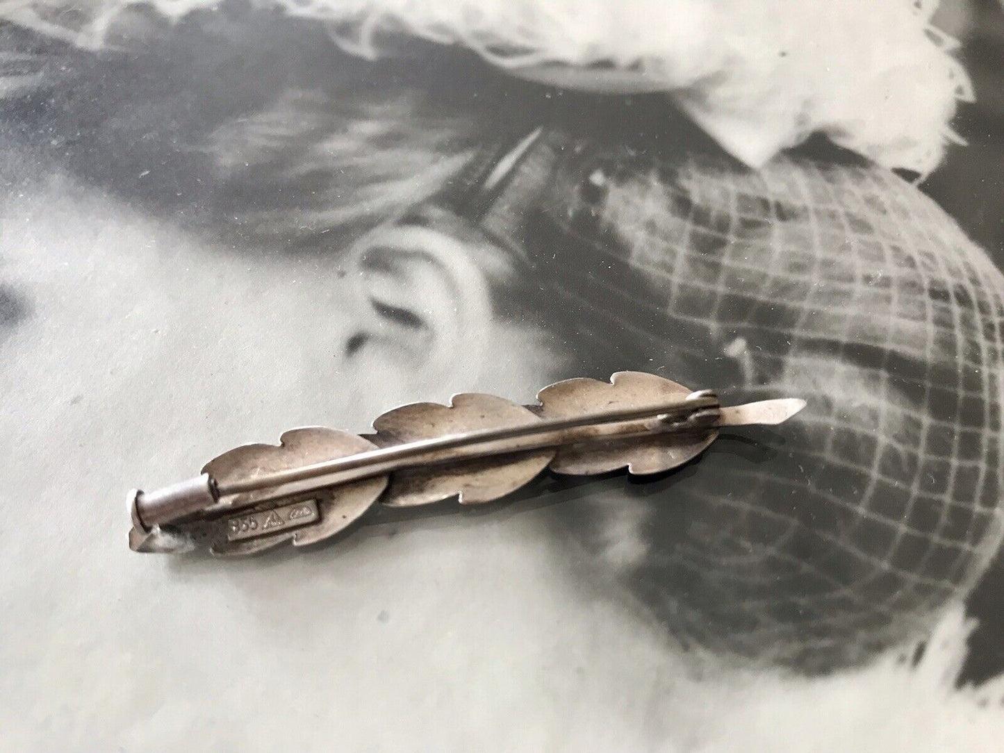 Antik TeKa Art Déco Edel Brosche Silber 835 3 Blätter Eichenblätter?