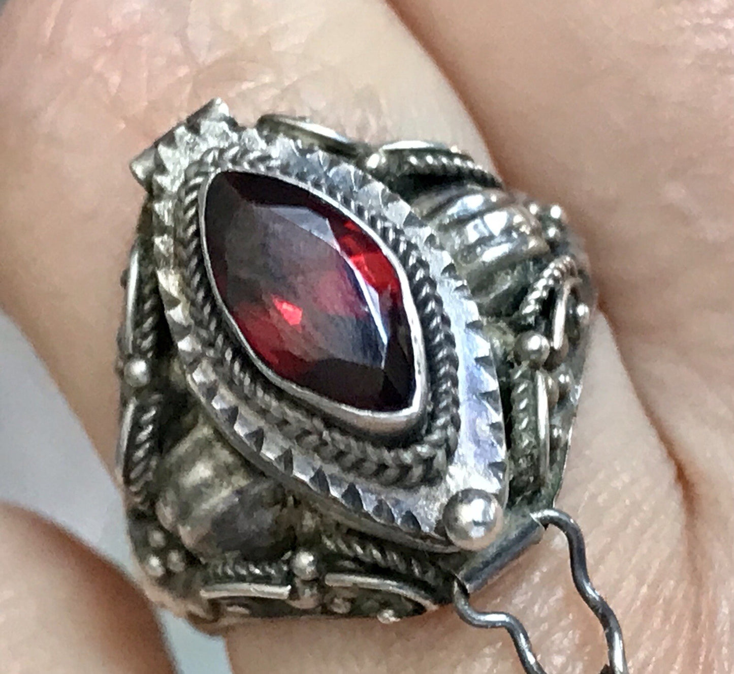 Vintage Edel Granatstein? DAMEN Giftring RING Silber 925 Gr.57