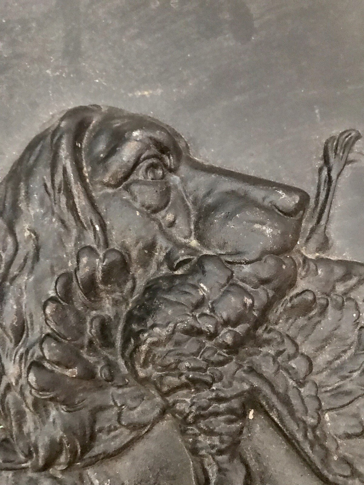 Alt antik? Eisenguss Wandrelief Bild Relief Gusseisen Jagdhund Jagdszene Hund