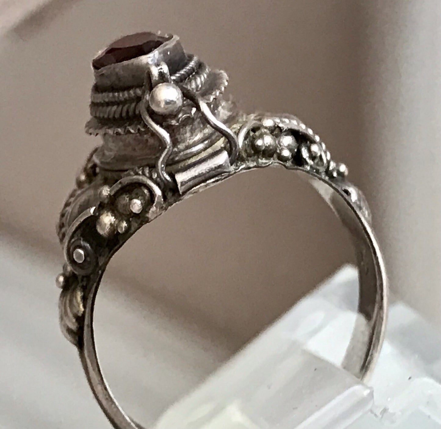 Vintage Edel Granatstein? DAMEN Giftring RING Silber 925 Gr.57