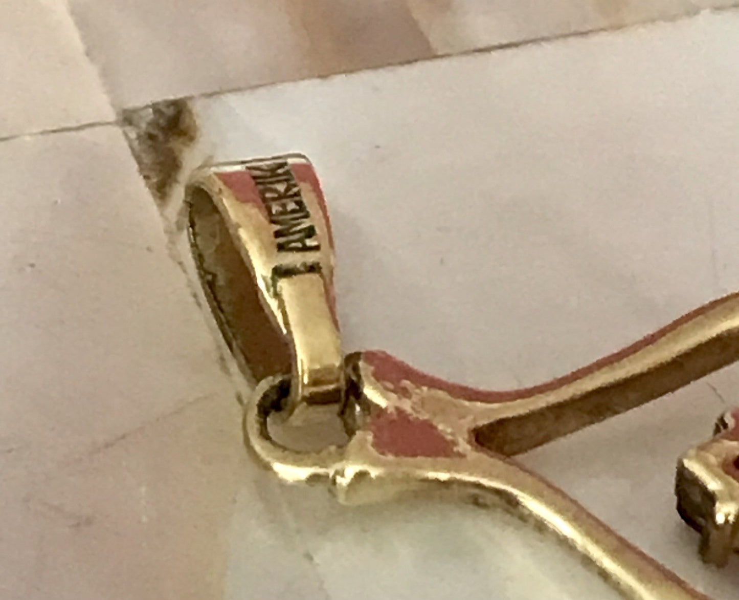 Vintage Designer kleiner Anhänger lila Stein Amethyst? Amerik. Doublè vergoldet