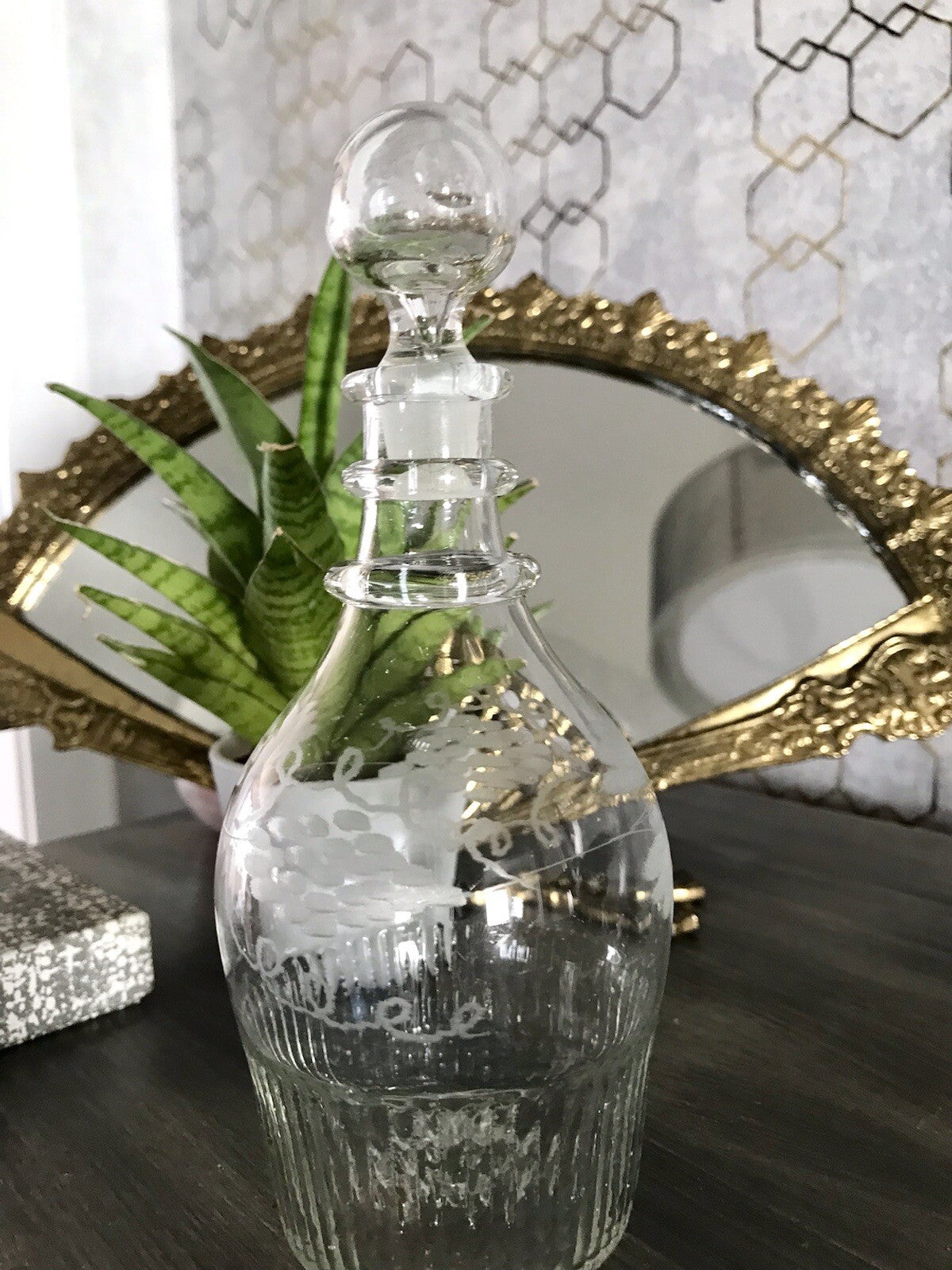 Antik Biedermeier kleine Karaffe Weinkaraffe Dekanter Glas graviert