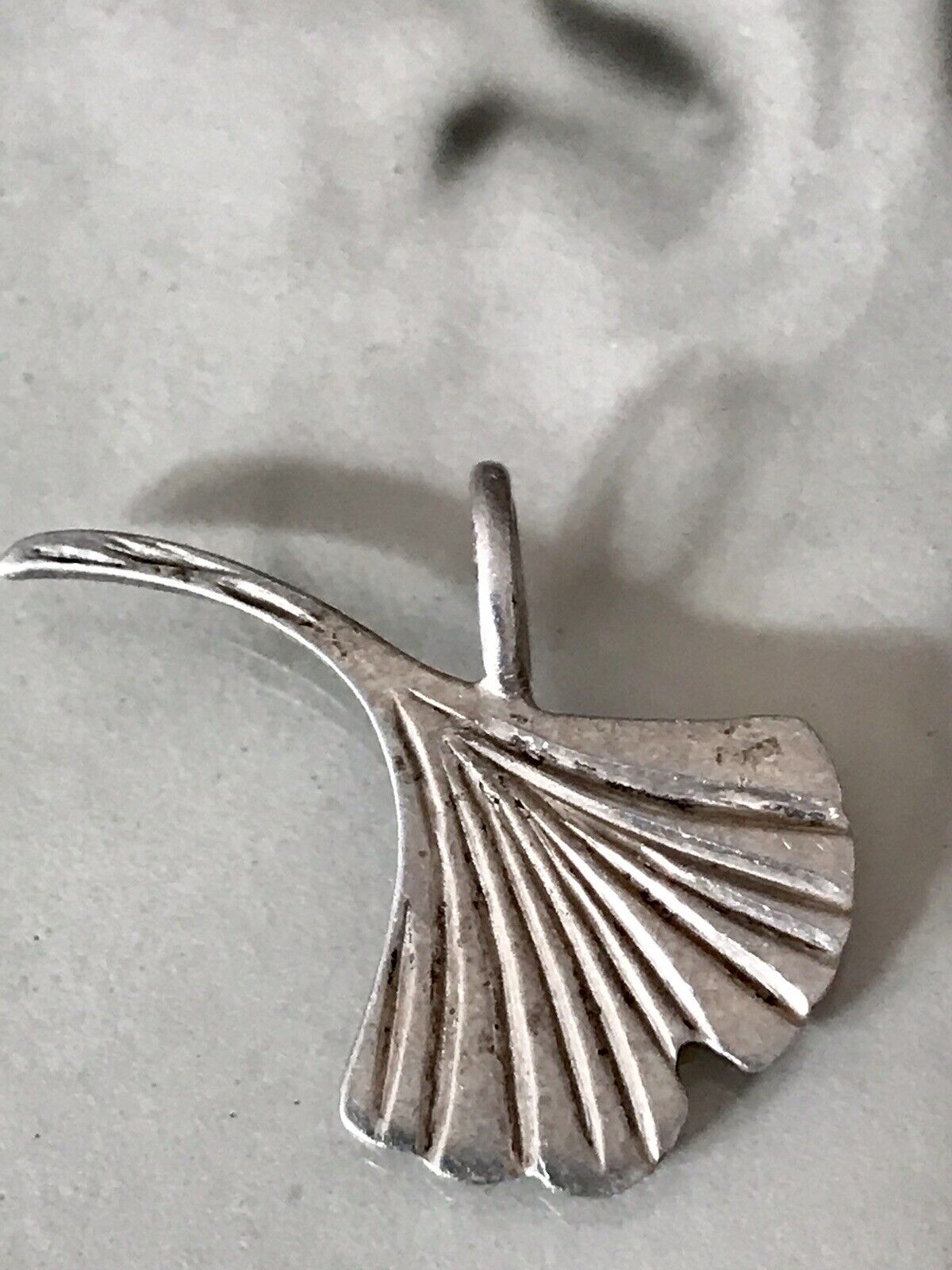 Antik alt Anhänger Kettenanhänger 925 Silber Gingko Blatt EDEL