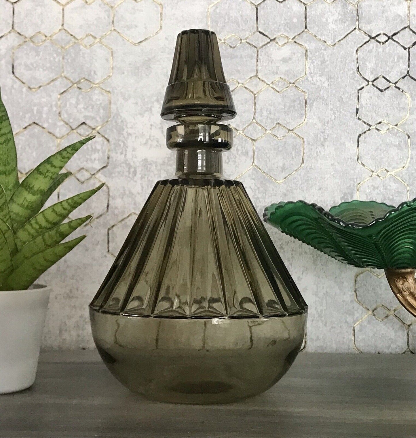 Antik Art Déco Bauhaus Glas Karaffe Dekanter Rauchglas wundervoll