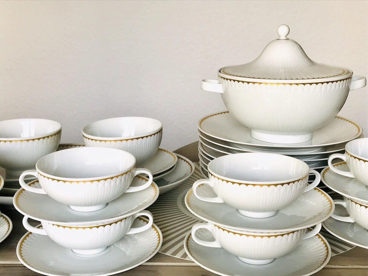 Vintage schönes Porzellan Tafelservice Esservice Hutschenreuther weiß gold MCM