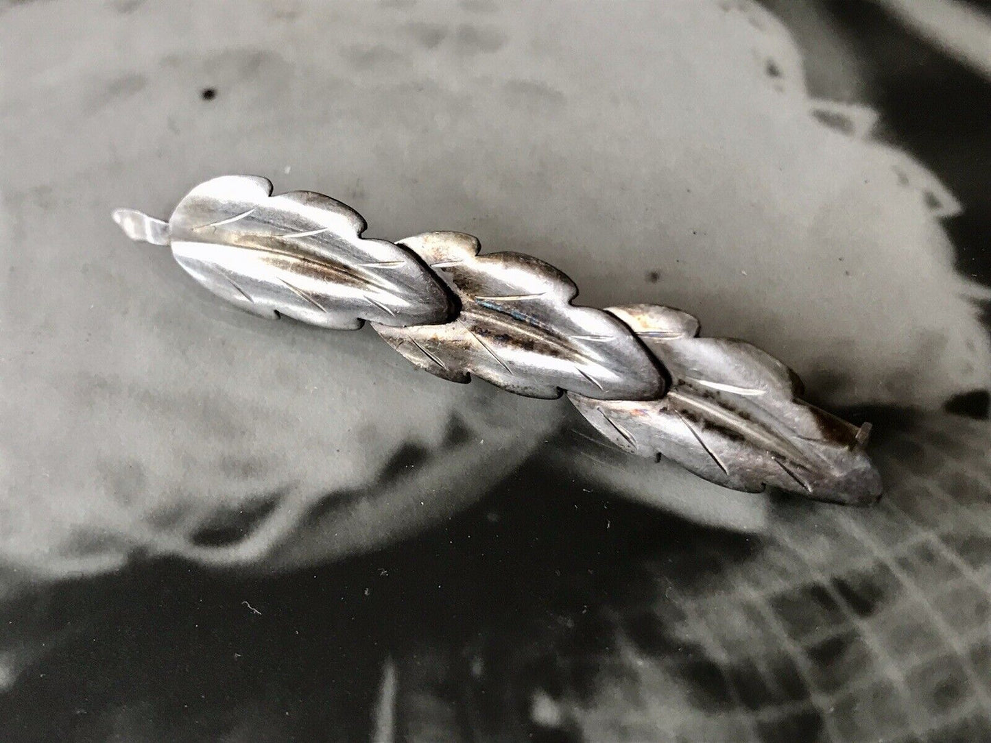 Antik TeKa Art Déco Edel Brosche Silber 835 3 Blätter Eichenblätter?