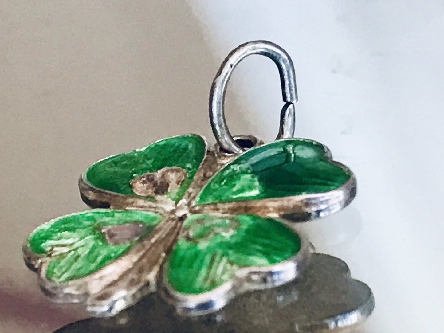 Antik Glücksbringer 4blättriges Kleeblatt Anhänger 835 Silber grüne Emaille