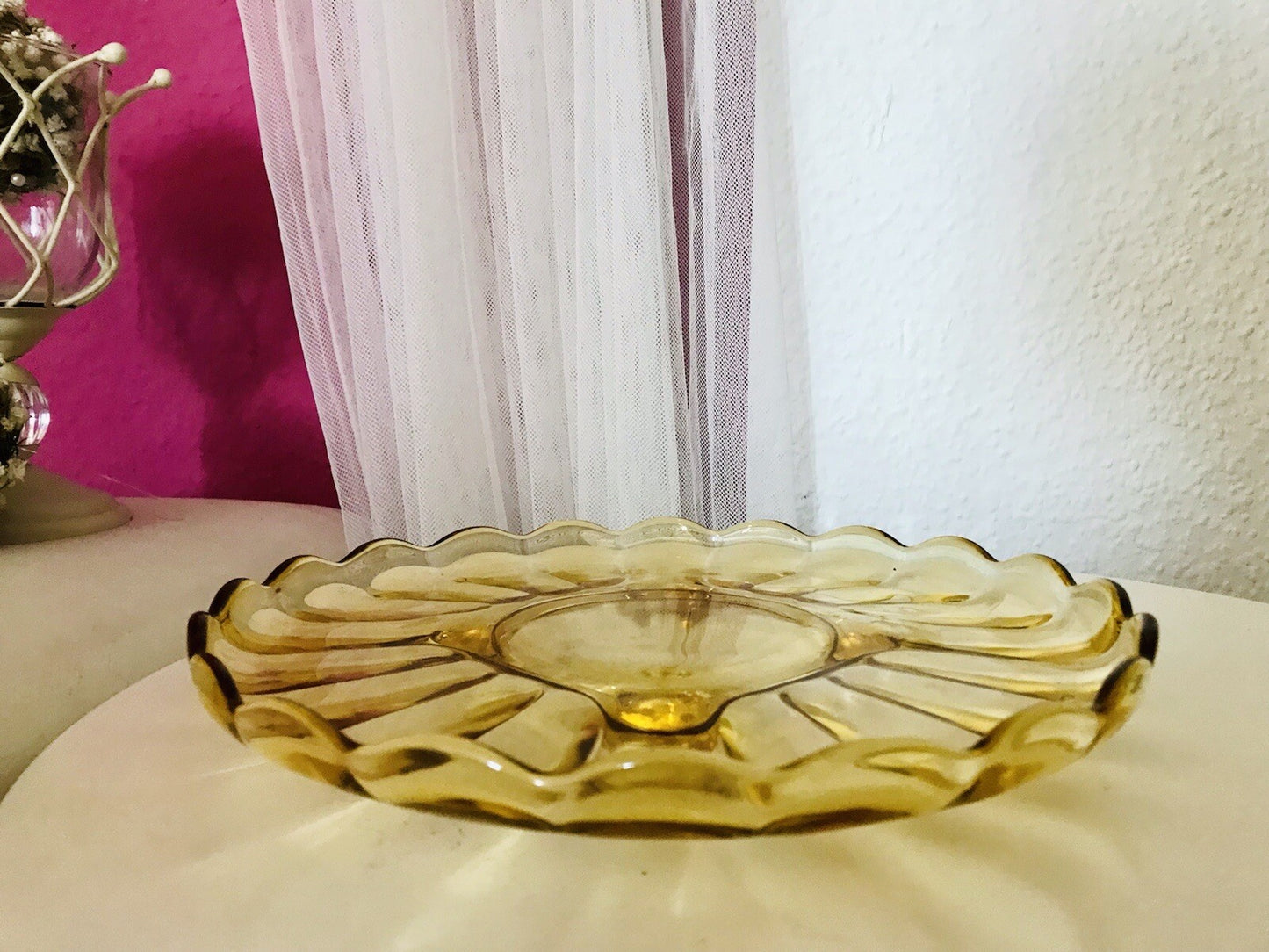 Antik Tortenplatte Kuchenplatte Glas gelb 4Füssig Art Déco Pressglas
