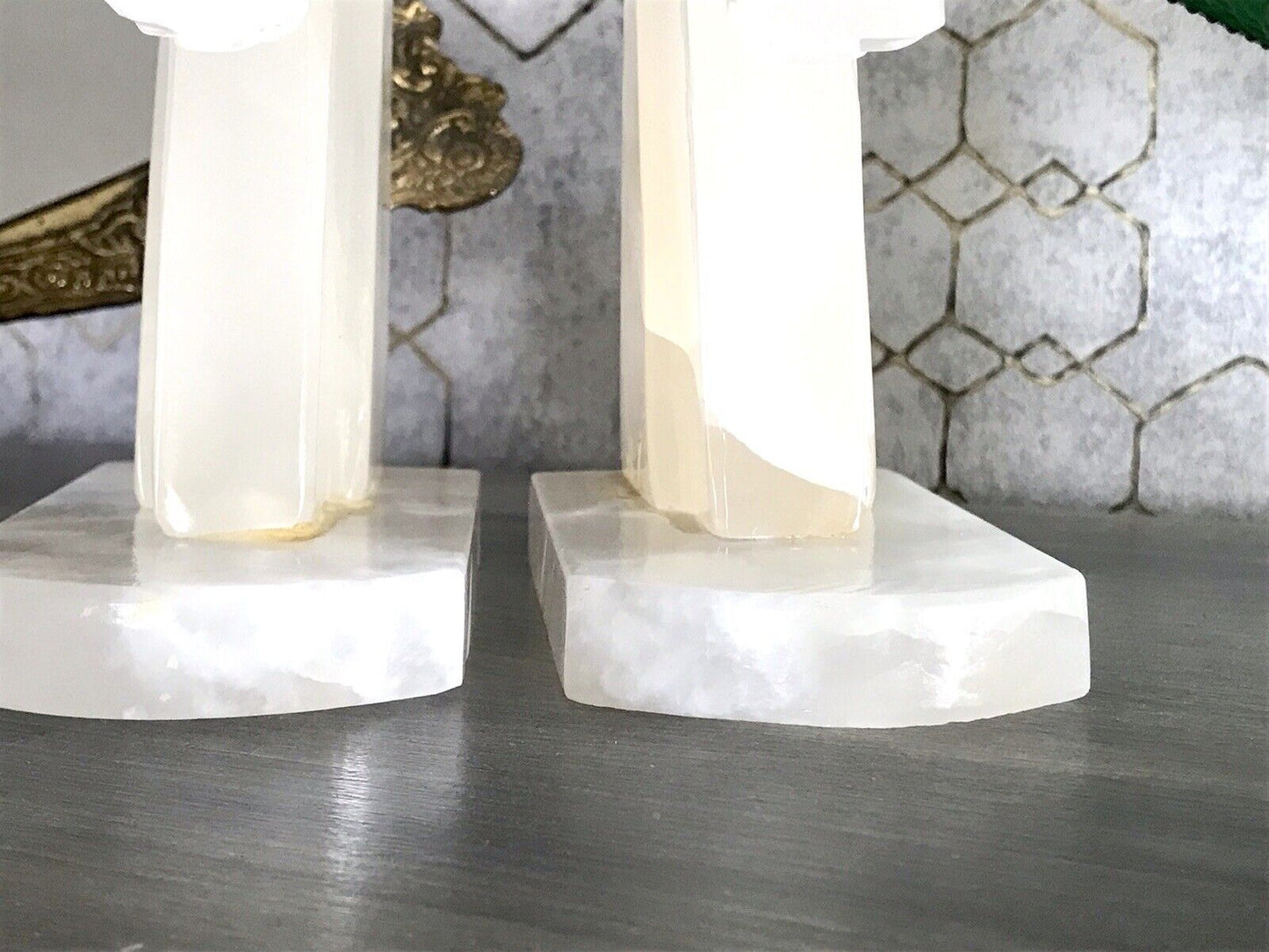 Vintage Alabaster 2 Buchstützen weißer Onyx wundervoll! 60er 70er