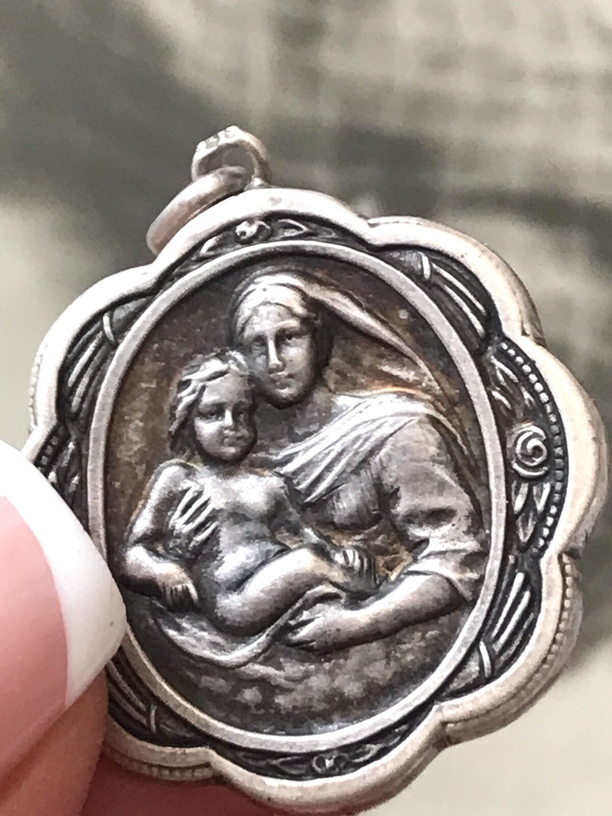 Antik Edel Anhänger Kettenanhänger Silber christlich Maria Mutter Gottes Jesus