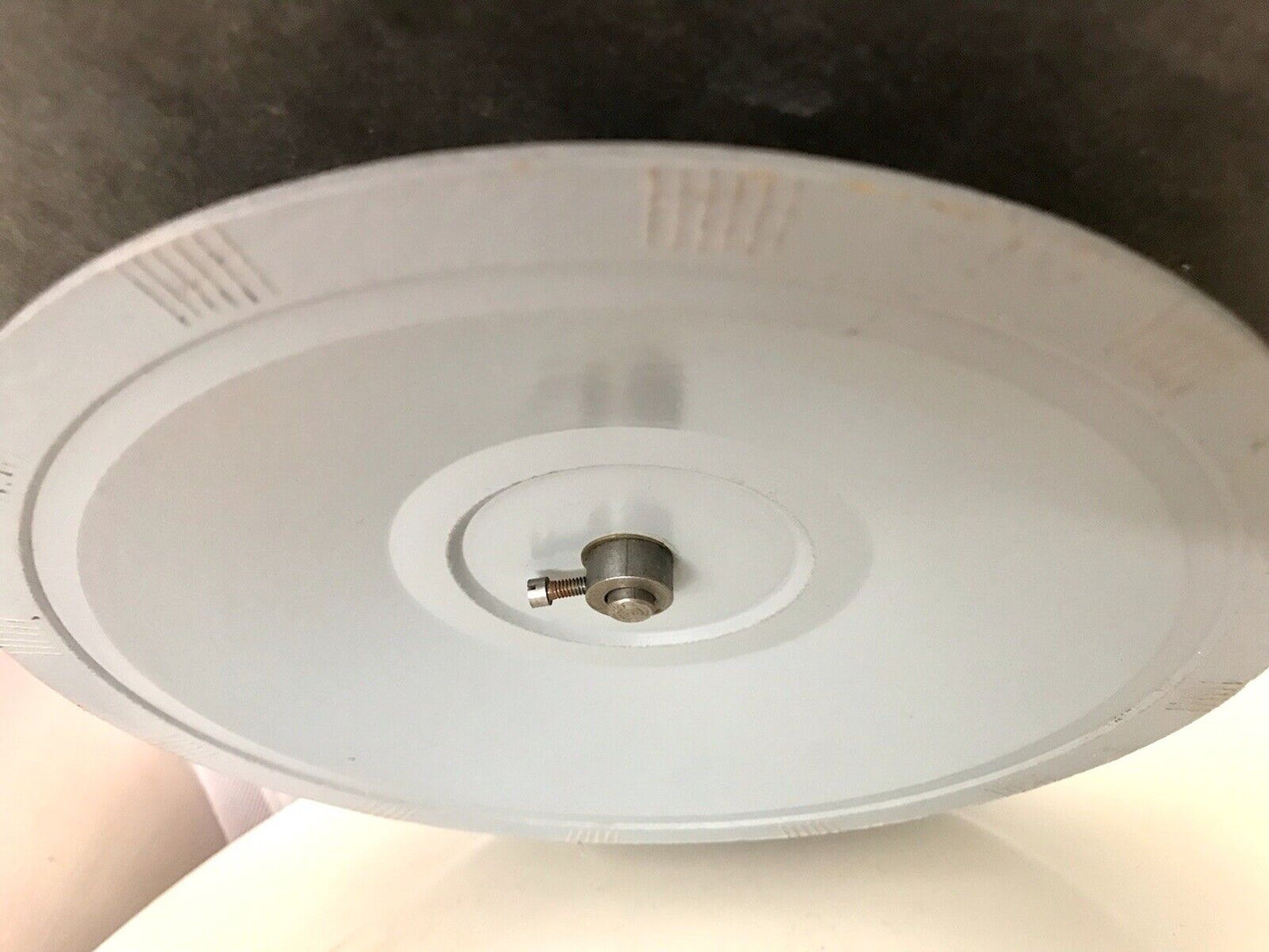 Antik schöne Art Déco Schale Tafelaufsatz Kabarett-Schale Pressglas drehbar