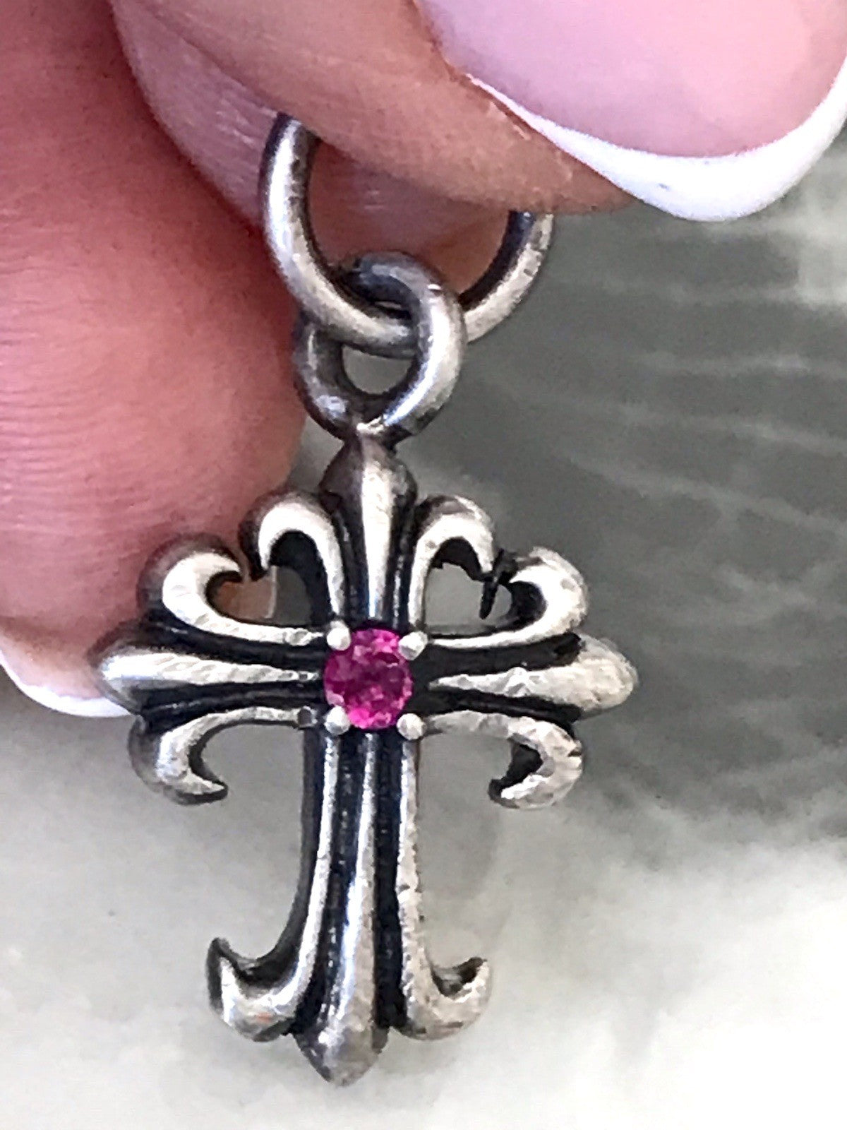 Antik alt 925 Silber Kreuz Anhänger Kettenanhänger rubinroter Stein