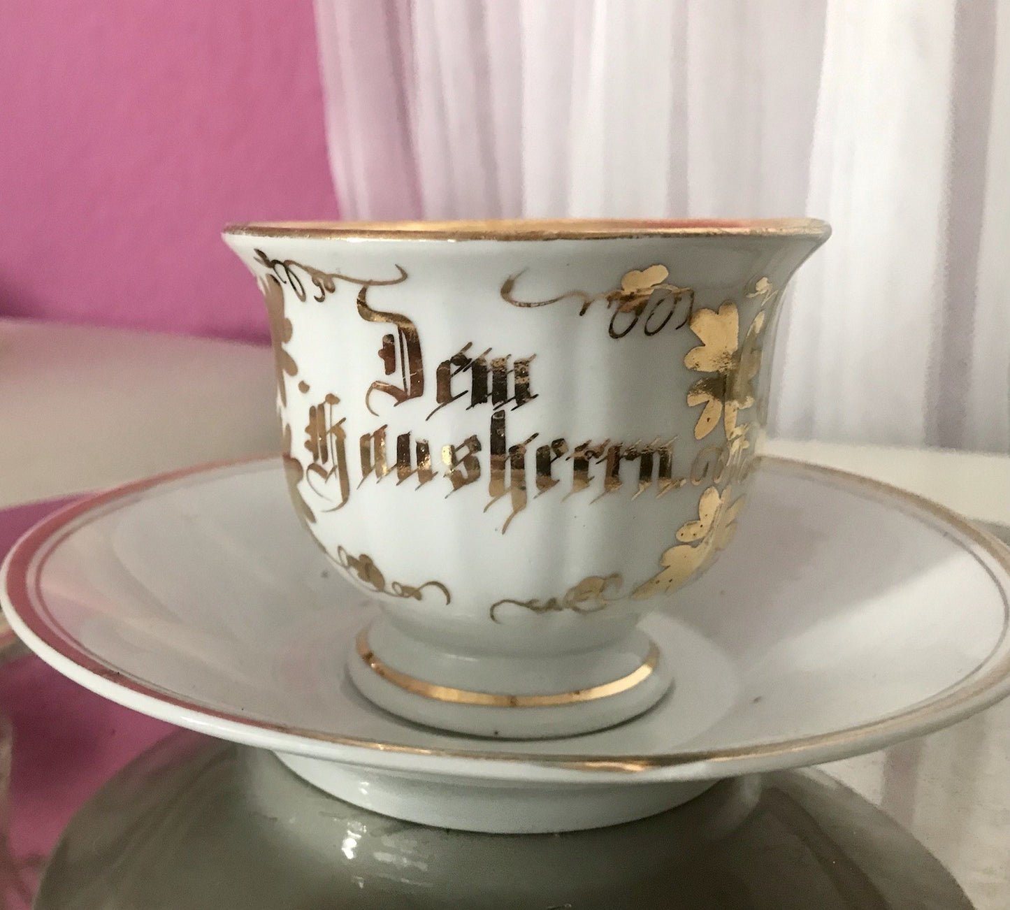 Antik Porzellan Andenken Becher Gedeck Sammeltasse Tasse „Dem Hausherrn“