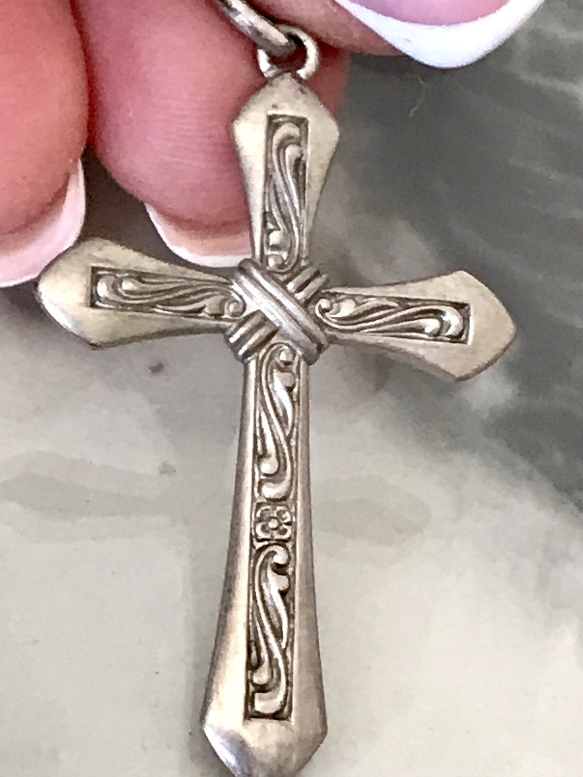Antik alt schöne Form 835 Silber Kreuz Anhänger Kettenanhänger Relief