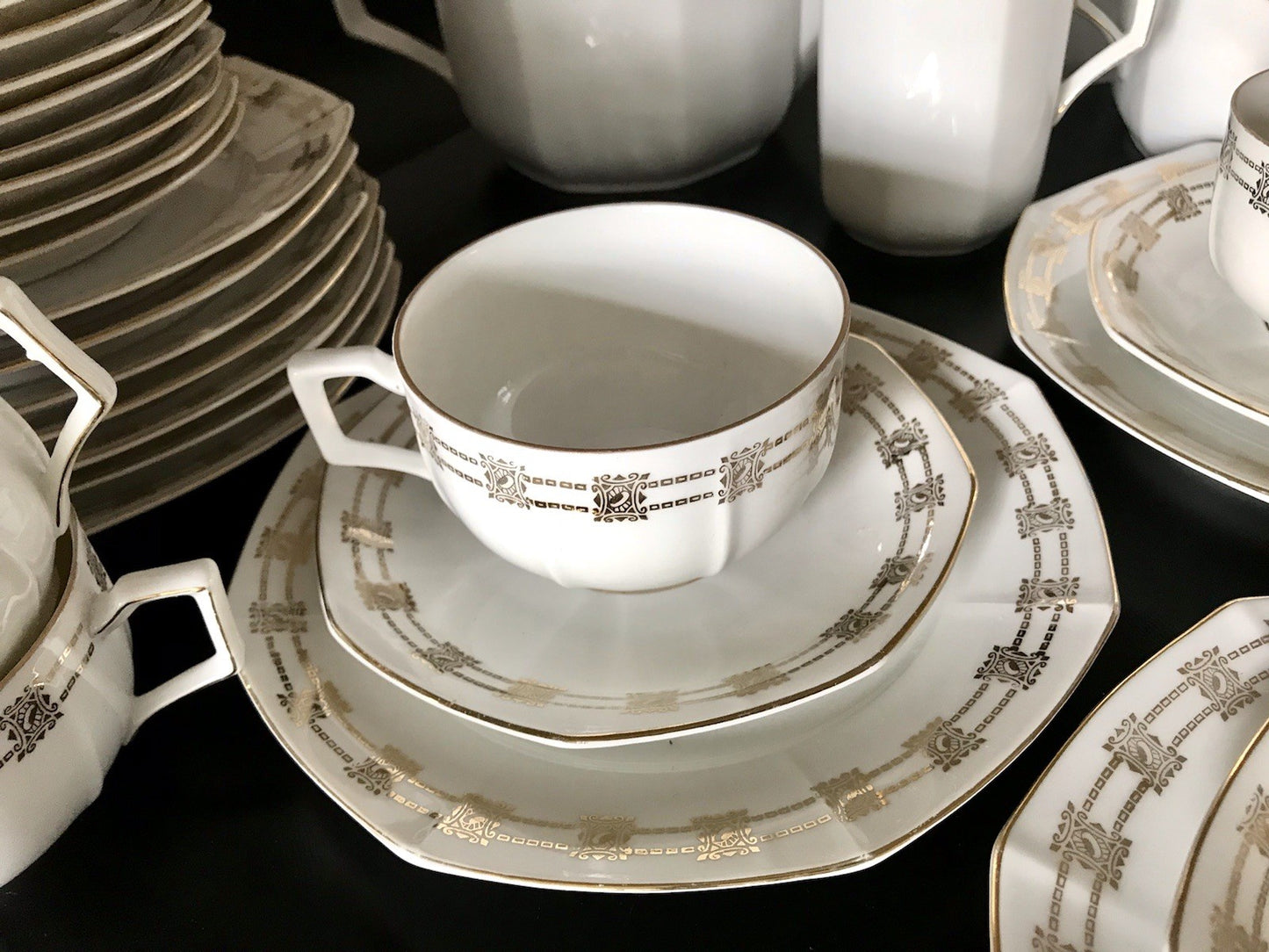 Antik Art Déco Porzellan 11 Personen Kaffeeservice EDEL Goldrand Golddekor