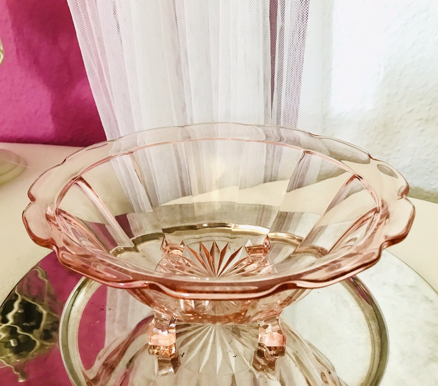 Antik Art Déco Schale Pressglas Rosalin rosa Glas Glasschale vierfüßig