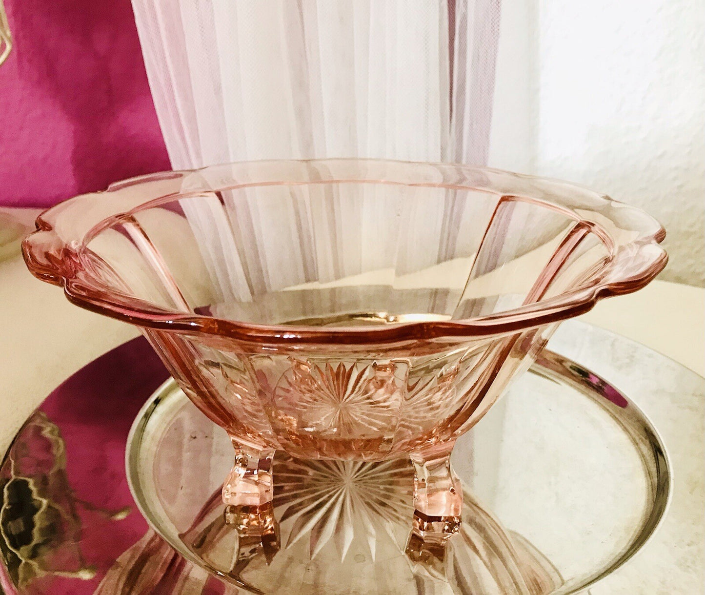 Antik Art Déco Schale Pressglas Rosalin rosa Glas Glasschale vierfüßig