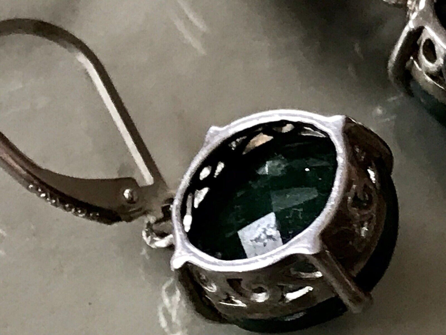 Alt Vintage Ohrringe Ohrhänger DAMEN Silber grüner Stein Onyx?
