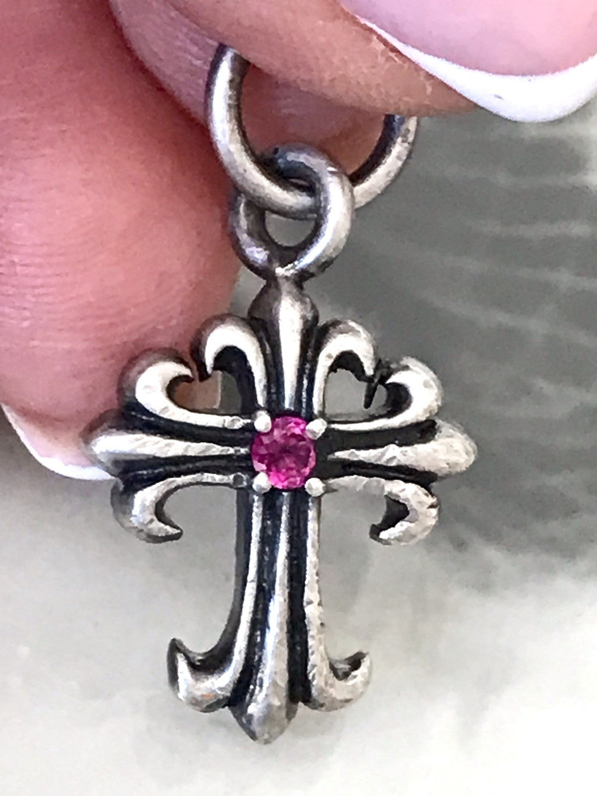 Antik alt 925 Silber Kreuz Anhänger Kettenanhänger rubinroter Stein