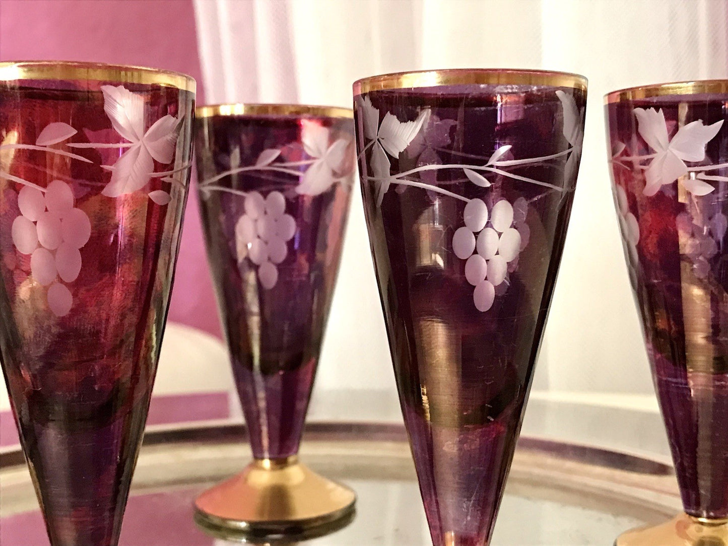 Antik Jugendstil Art Déco 5 Pinnchen Schnapsgläser Golddekor Gläser Schliff ROT