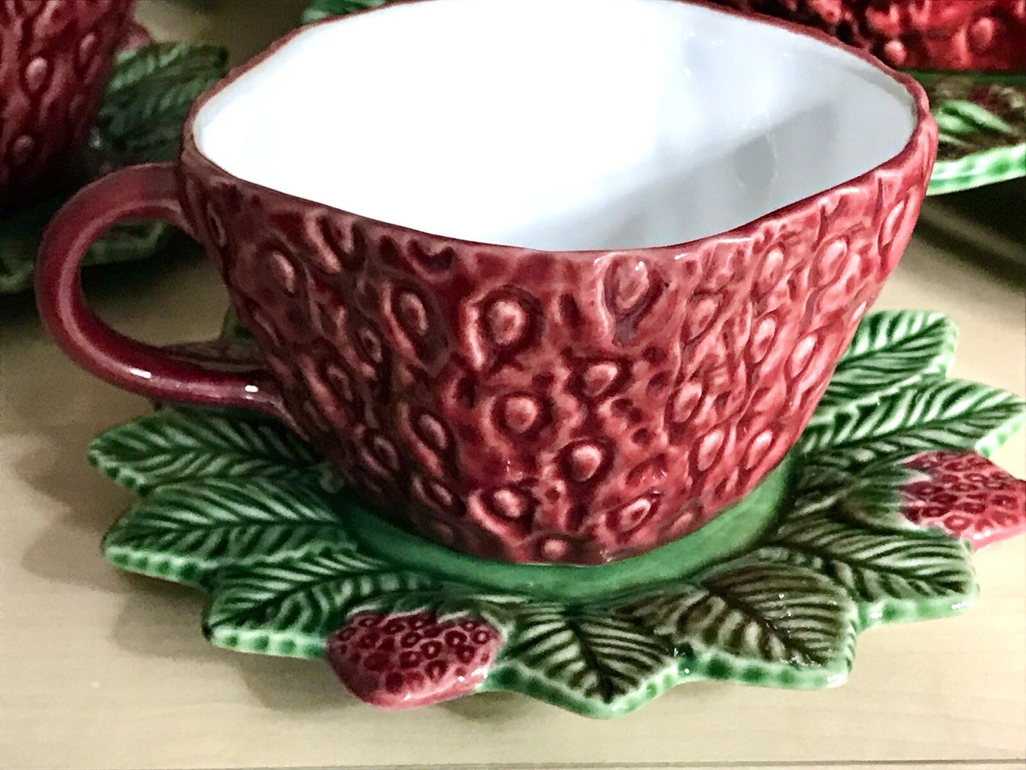 Vintage alt Majolika Keramik Bowle Set Topf 6 Tassen grün rot Erdbeere Pinhero