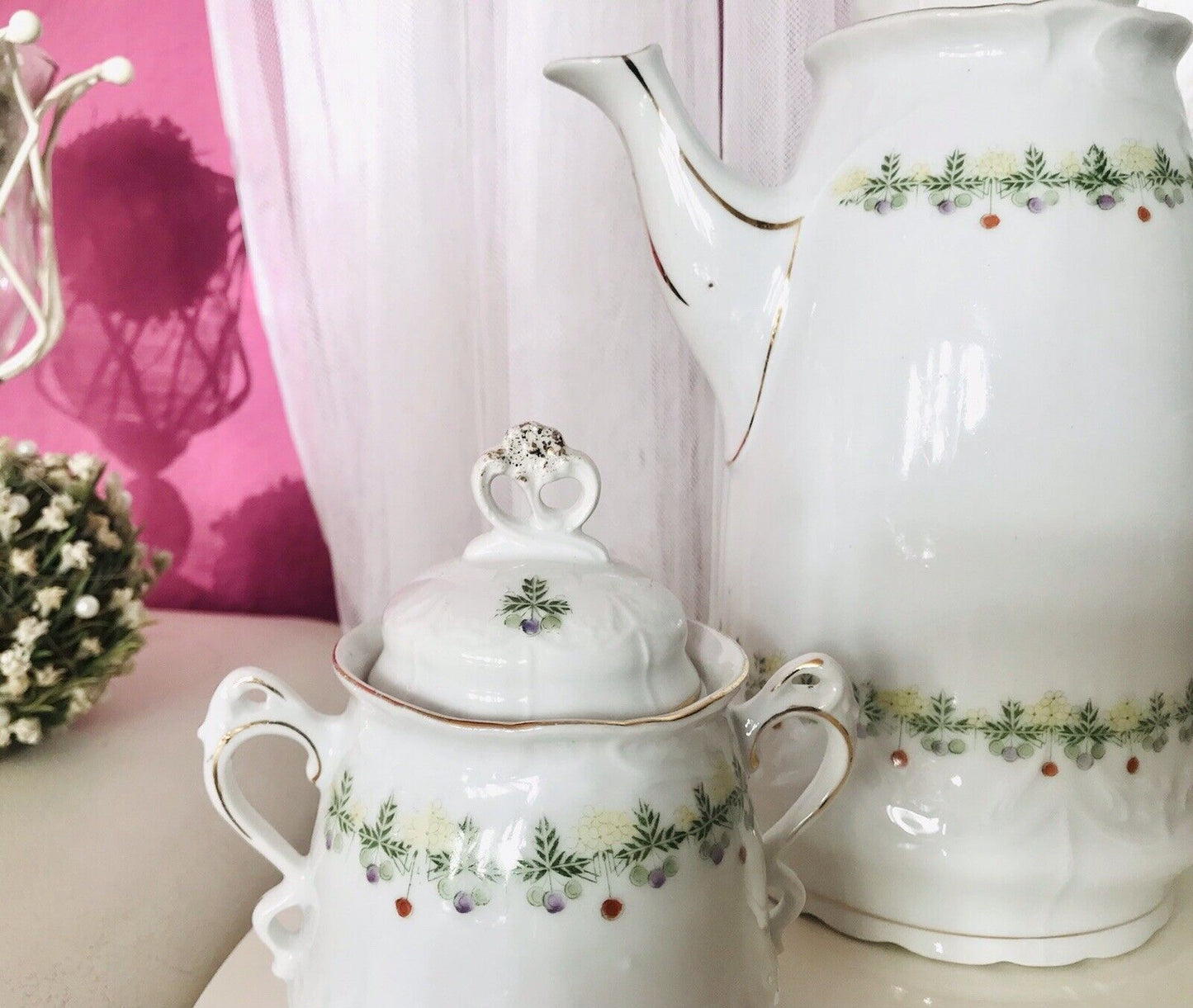 Antik Jugendstil Porzellan Kaffee Kernstück Kanne & Weihnachtsmotiv ! Ranken