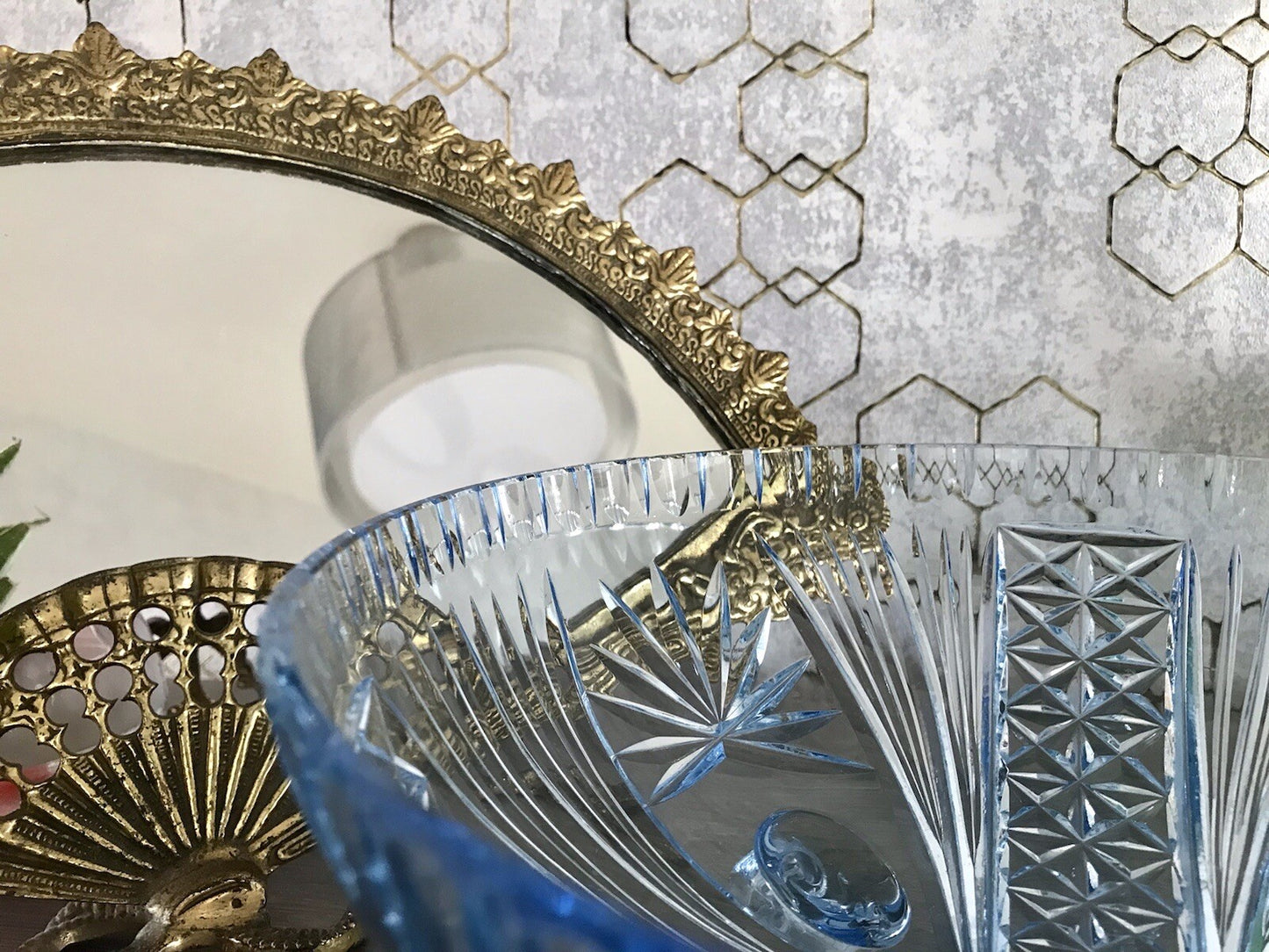 Antik EDEL blau Art Déco Schale Glasschale mundgeblasen geschliffen 3füssig