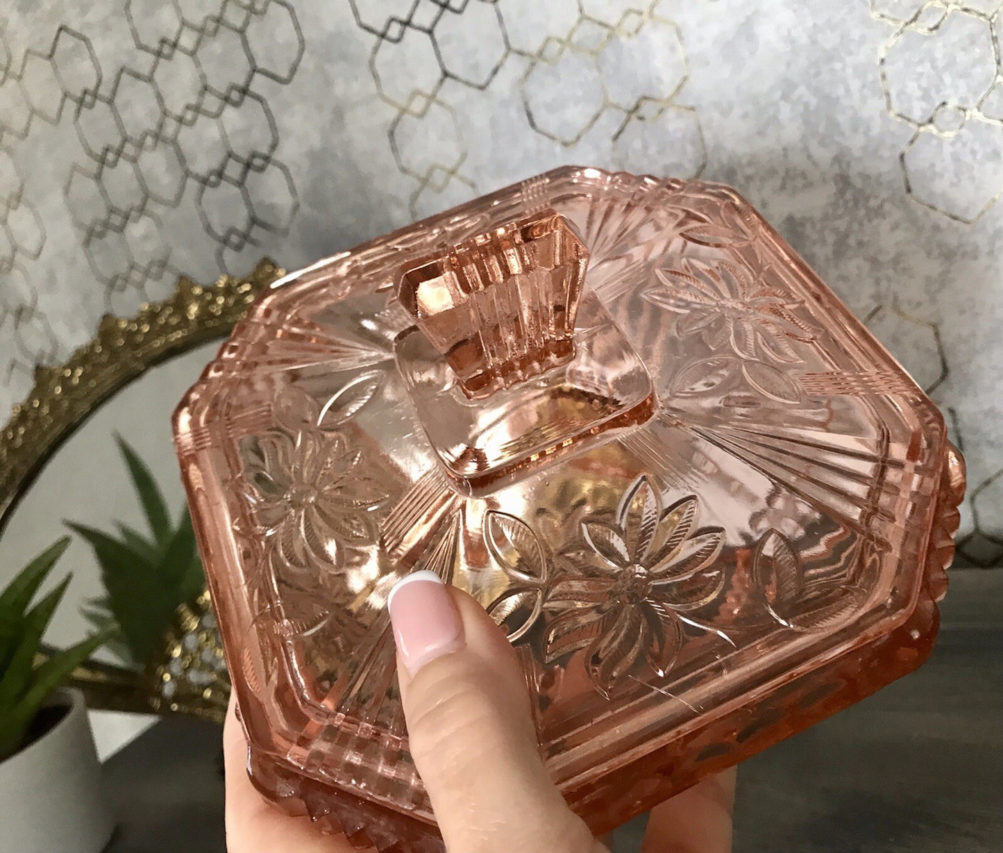Antik Art Déco Dose Deckeldose Zierdose Pressglas Rosalin rosa Glas