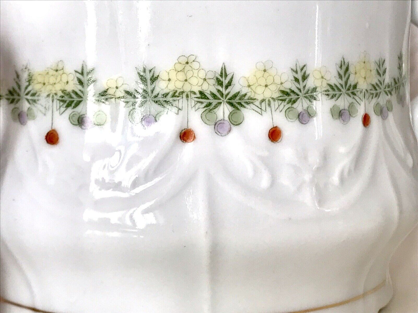 Antik Jugendstil Porzellan Kaffee Kernstück Kanne & Weihnachtsmotiv ! Ranken